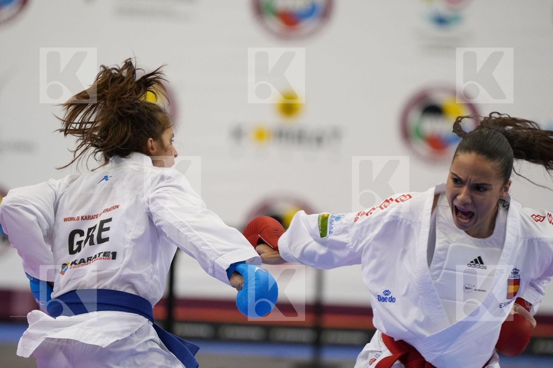 Kumite bronze bout featuring FERNANDEZ OSORIO CARLOTA & Stoli Maria