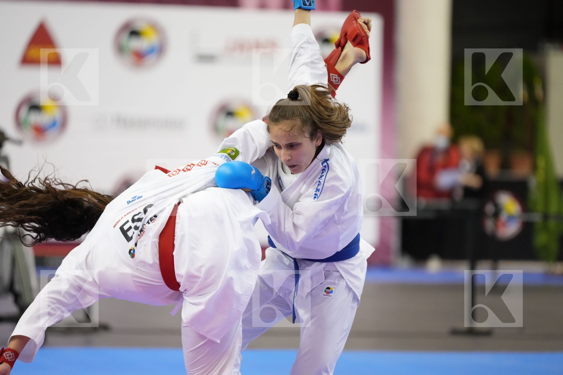 Kumite bronze bout featuring FERNANDEZ OSORIO CARLOTA & Stoli Maria