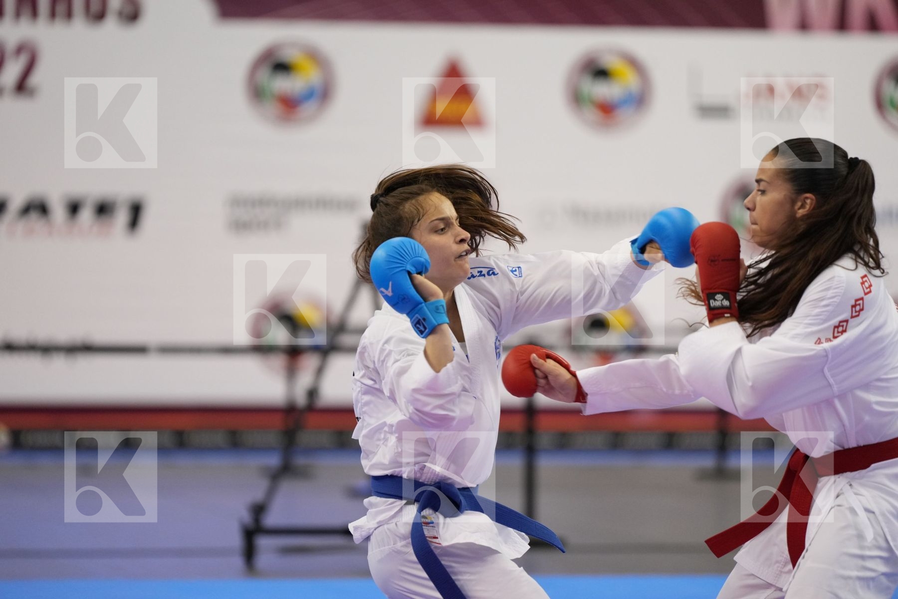 Kumite bronze bout featuring FERNANDEZ OSORIO CARLOTA & Stoli Maria