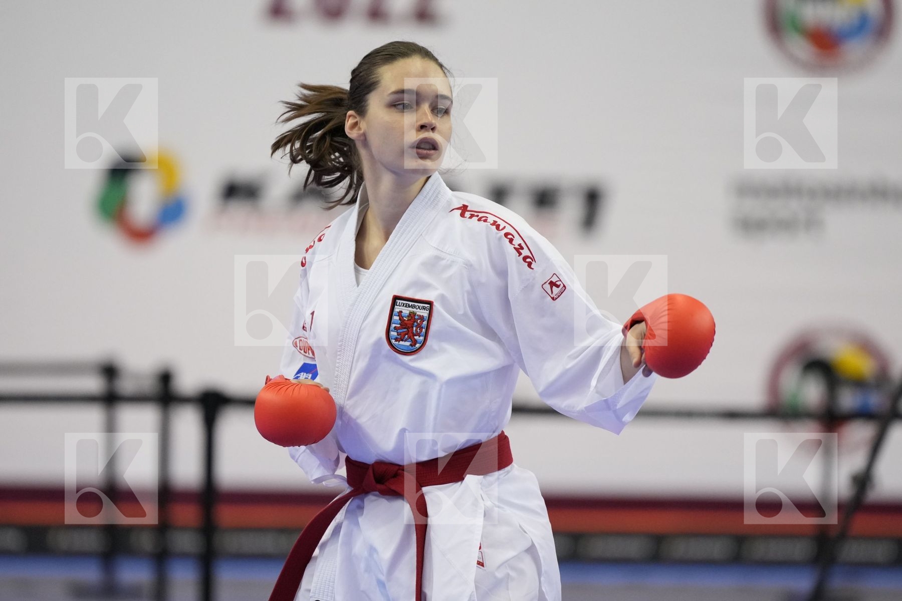 Kumite bronze bout featuring BRUNORI VERONICA & WARLING JENNIFER