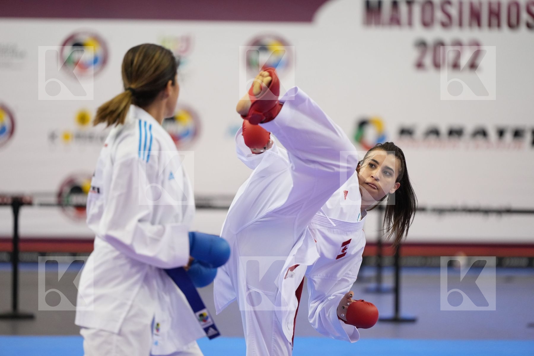 Kumite bronze bout featuring Haya Jumaa & Alexandra Grande