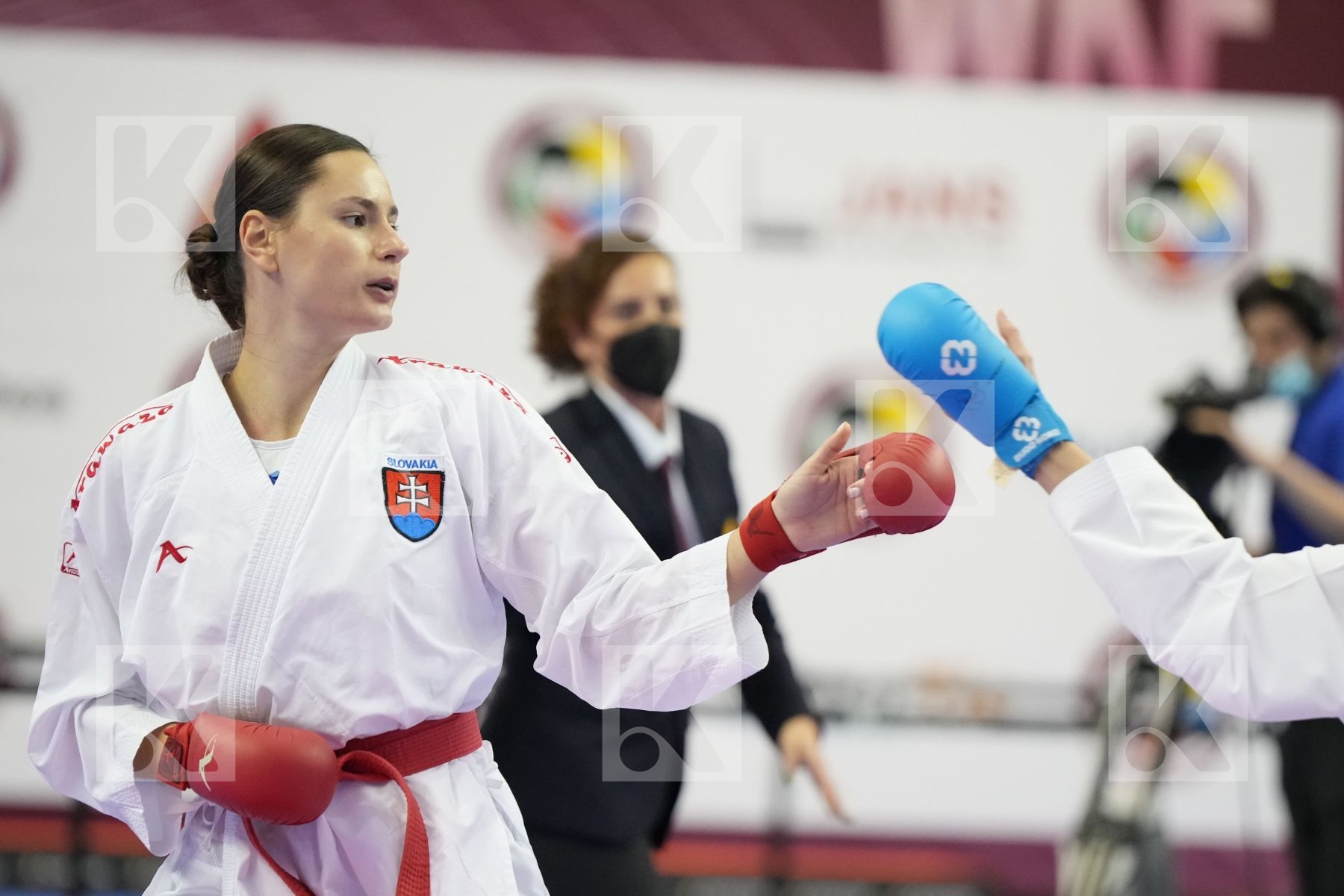 Kumite bronze bout featuring Miroslava Kopunova & Alyna Melnyk