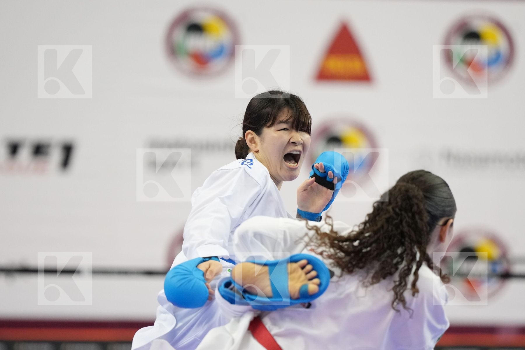 Kumite bronze bout featuring SAITO AYAKA & PASCUAL CHICO MARTA