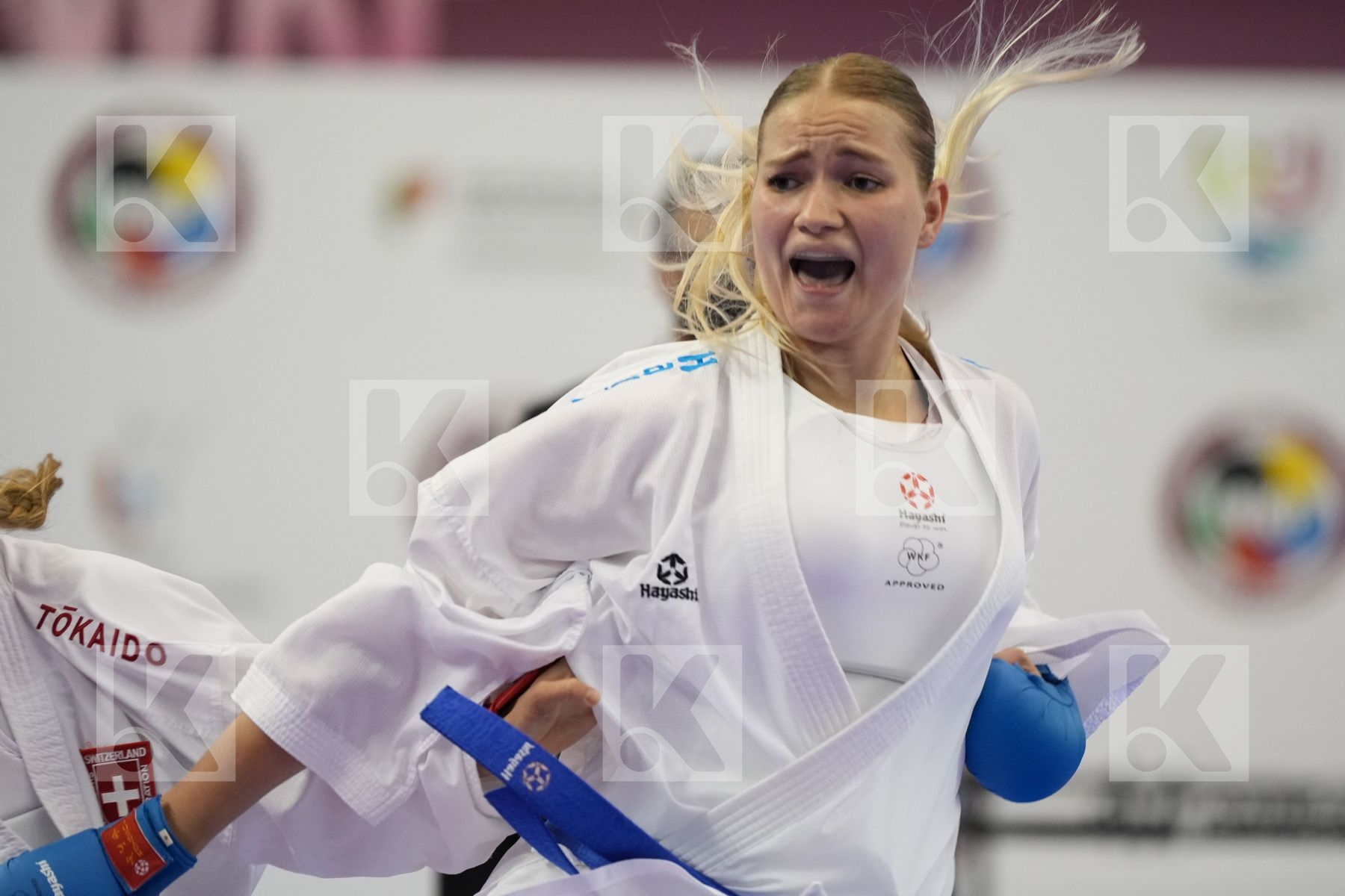 Kumite bronze bout featuring Creemers Ingrid & KAUFMANN FABIENNE