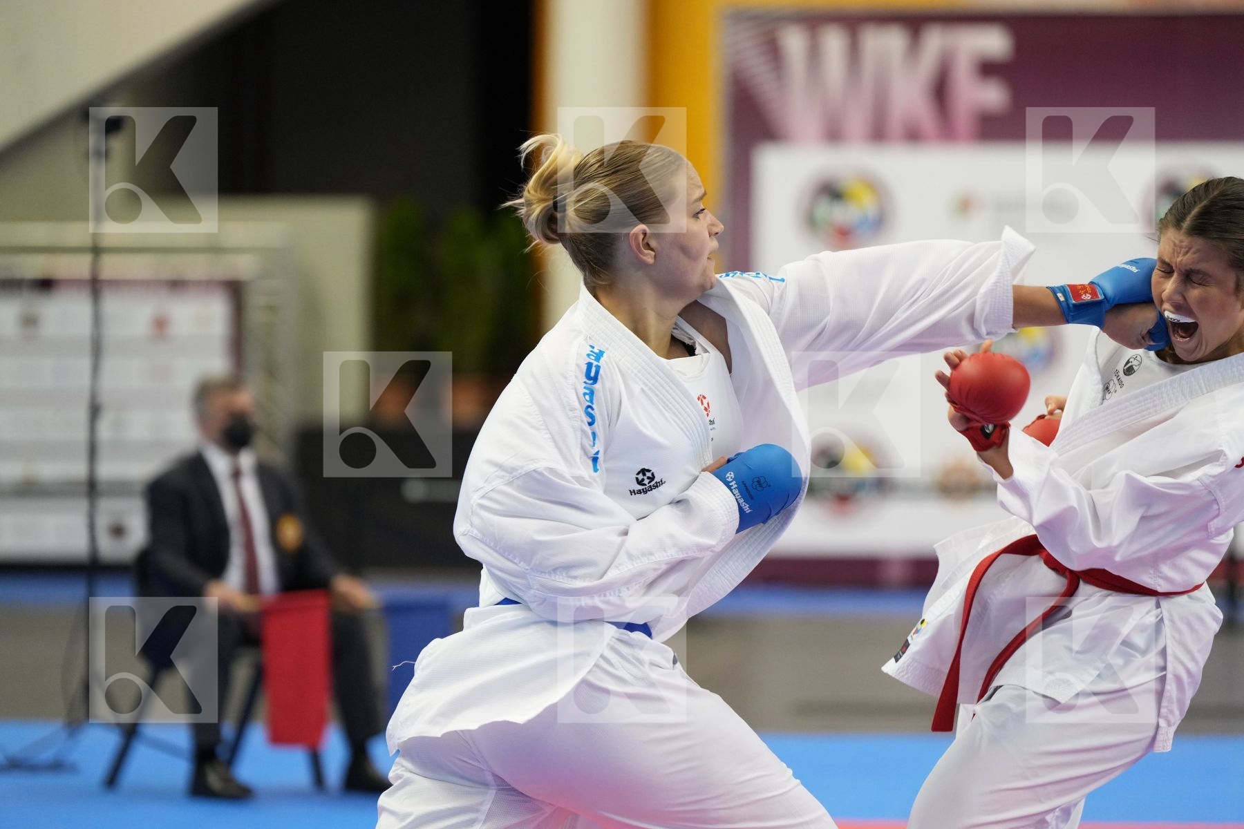 Kumite bronze bout featuring Creemers Ingrid & KAUFMANN FABIENNE
