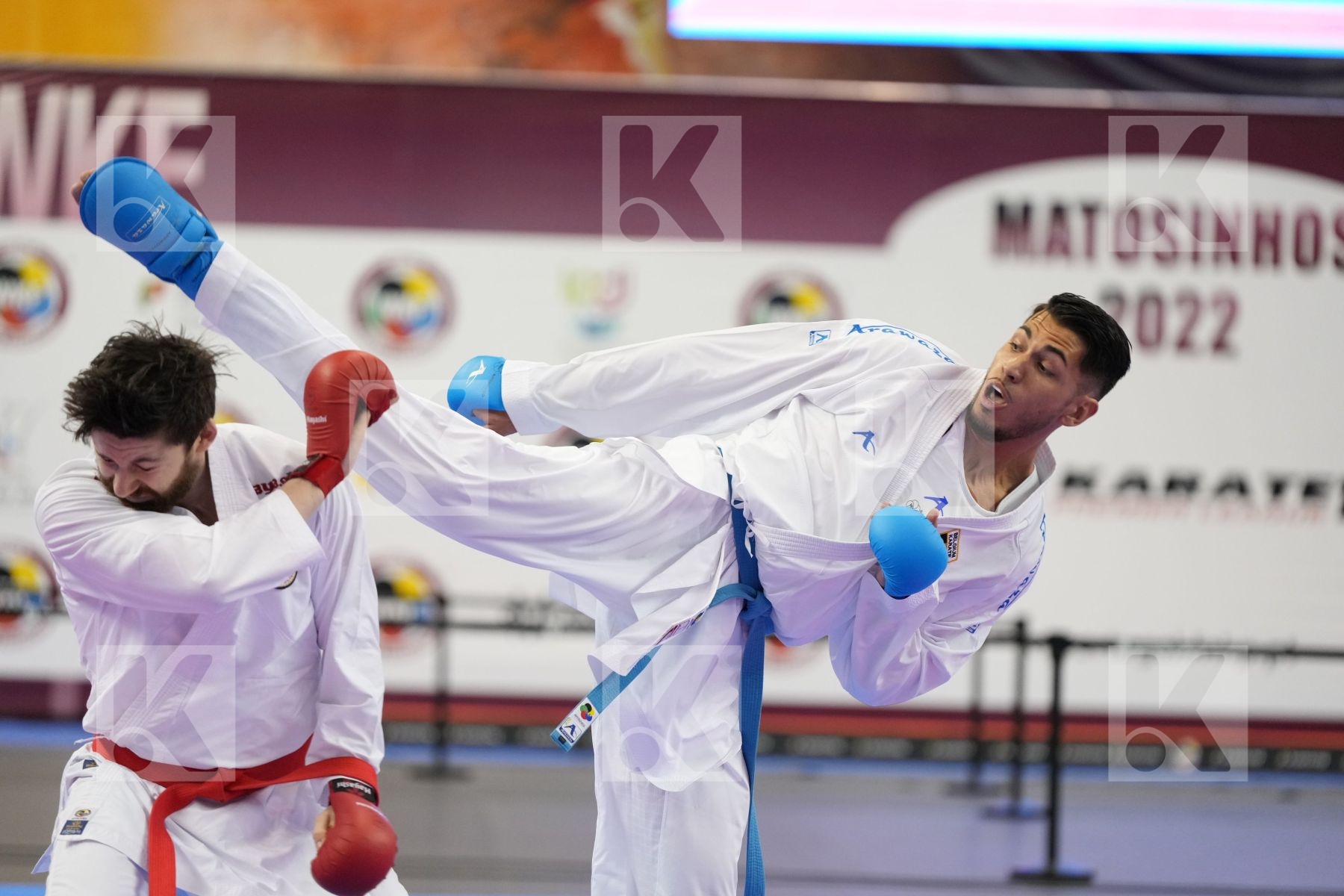 Kumite bronze bout featuring RETTENBACHER ROBIN & Costa Luca