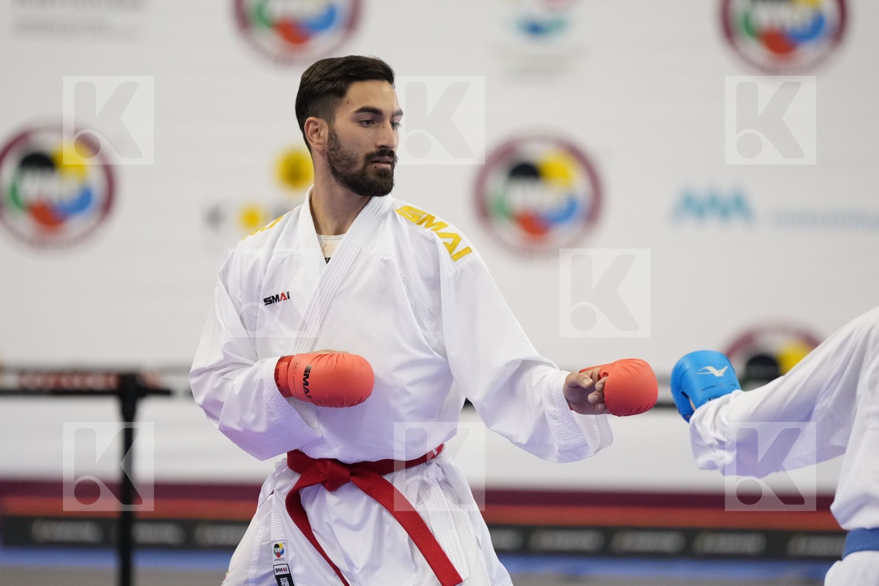 Kumite final bout featuring CRESCENZO ANGELO & XENOS CHRISTOS-STEFANOS