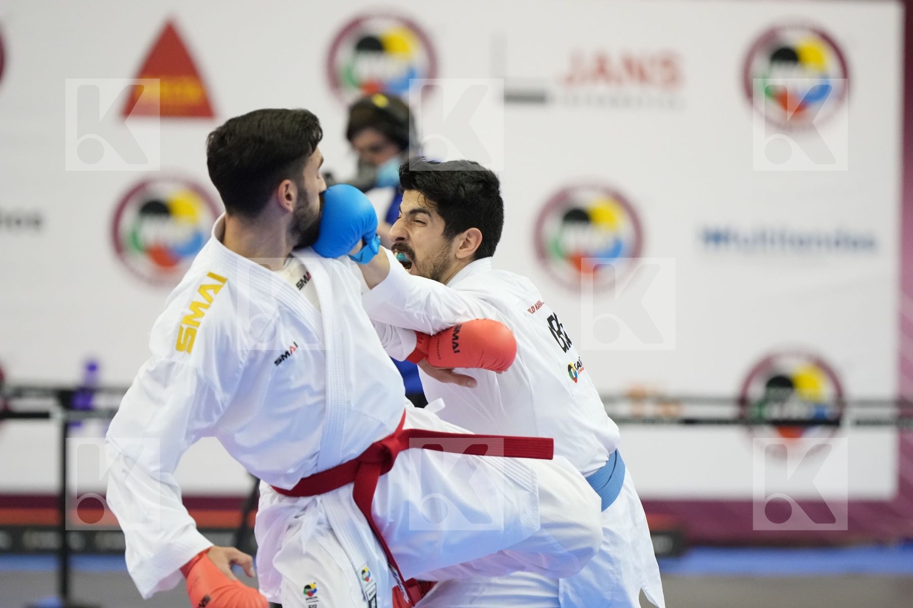 Kumite final bout featuring CRESCENZO ANGELO & XENOS CHRISTOS-STEFANOS