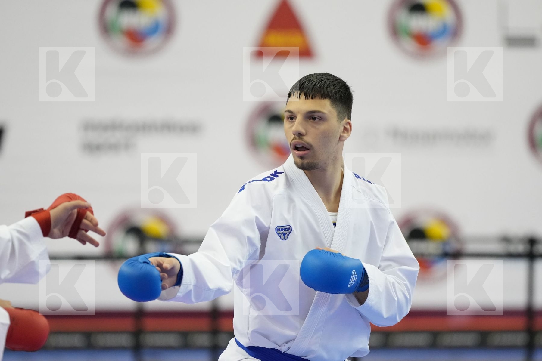 Kumite final bout featuring AGHAYEV FARID & DE VIVO DANIELE