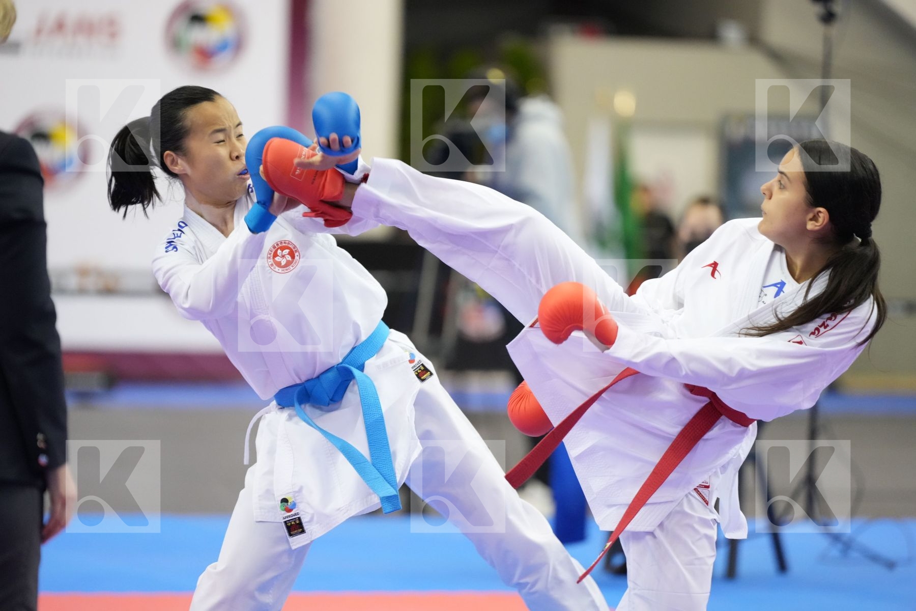 Kumite bronze bout featuring TSANG YEE TING & Bugur Seden