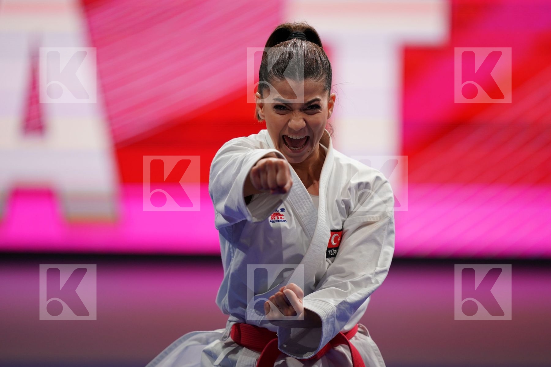 ELTEMUR DILARA (TURKEY) in Senior Female Kata - Bronze bout