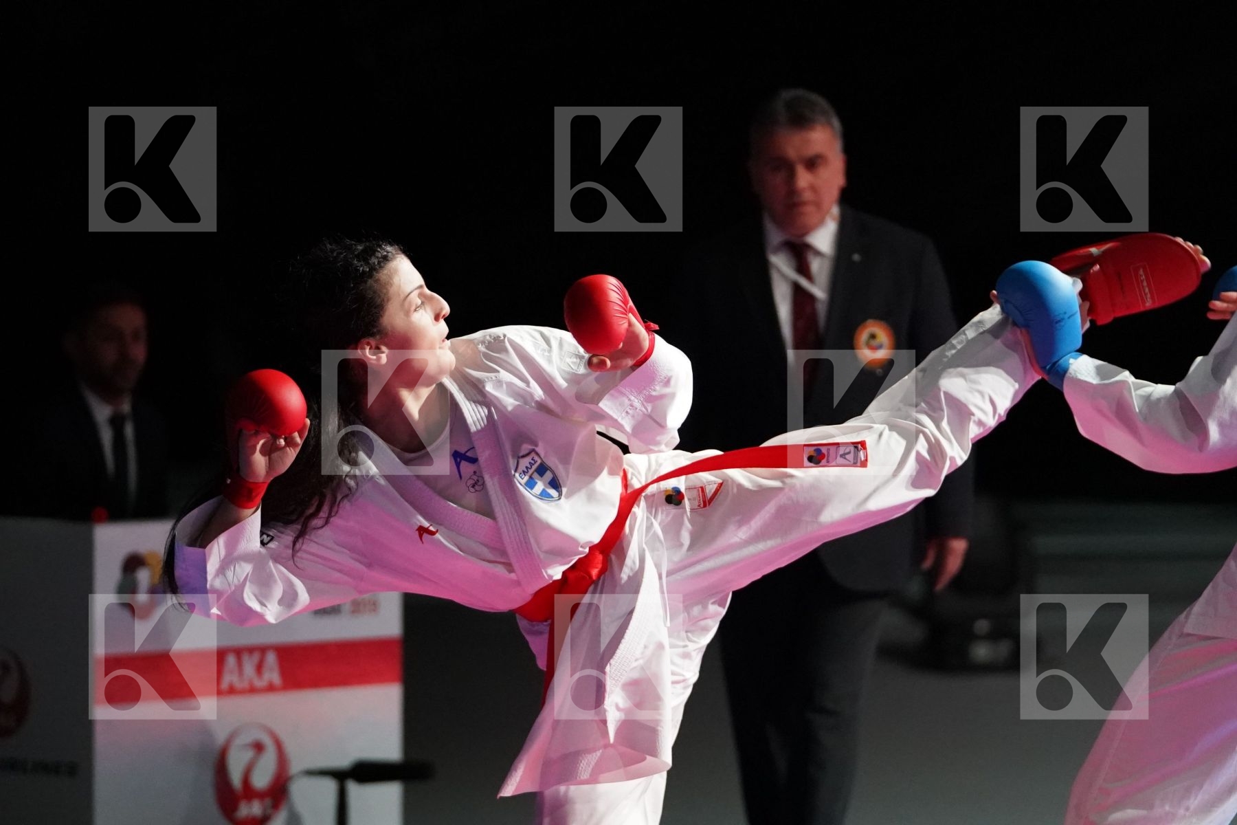 PANETSIDOU VASILIKI (GREECE) VS KNEER JOHANNA (GERMANY) in Senior Kumite -68 Kg - Bronze bout