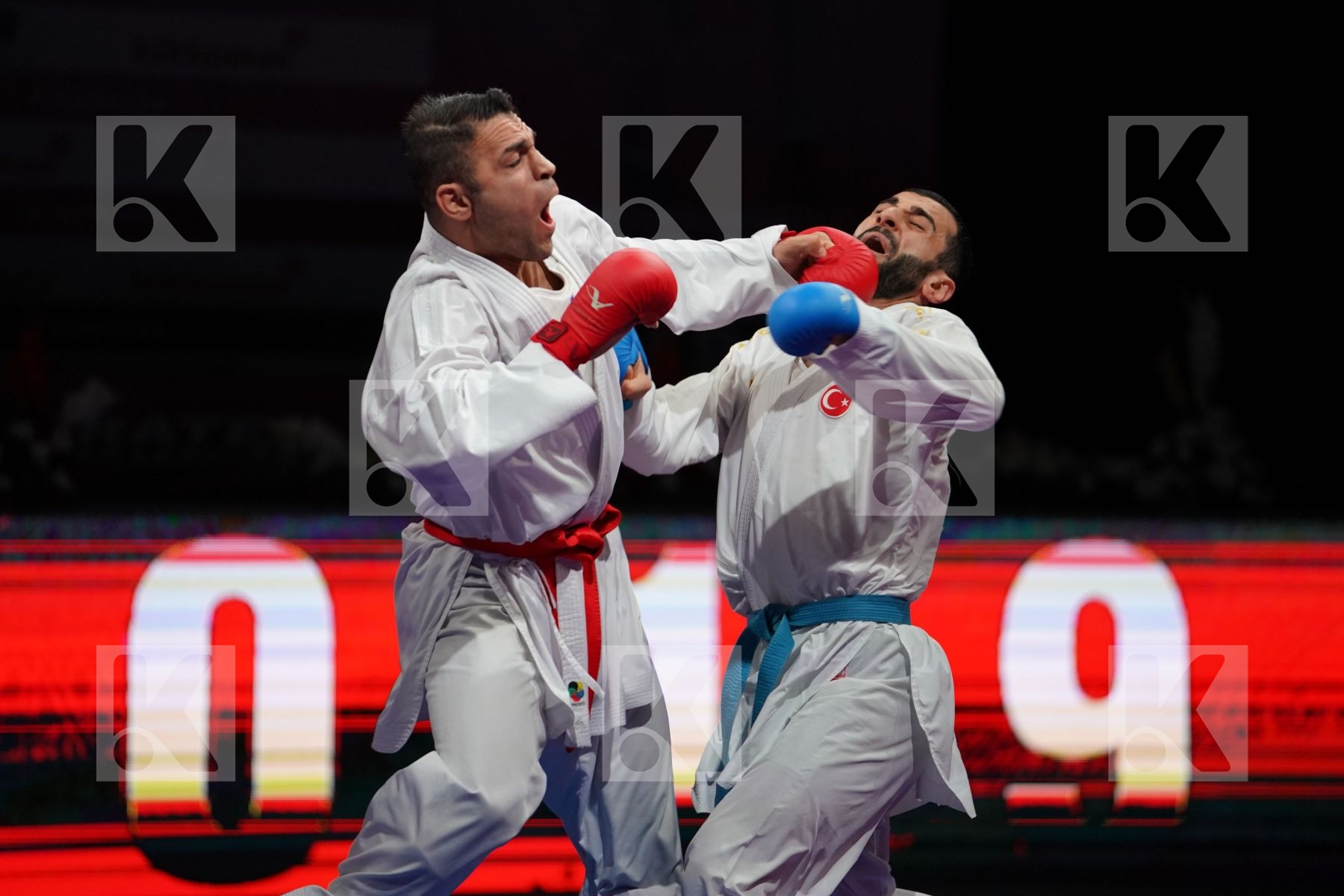 POORSHAB ZABIOLLAH (IRAN) VS AKTAS UGUR (TURKEY) in Senior Kumite -84 Kg - Bronze bout