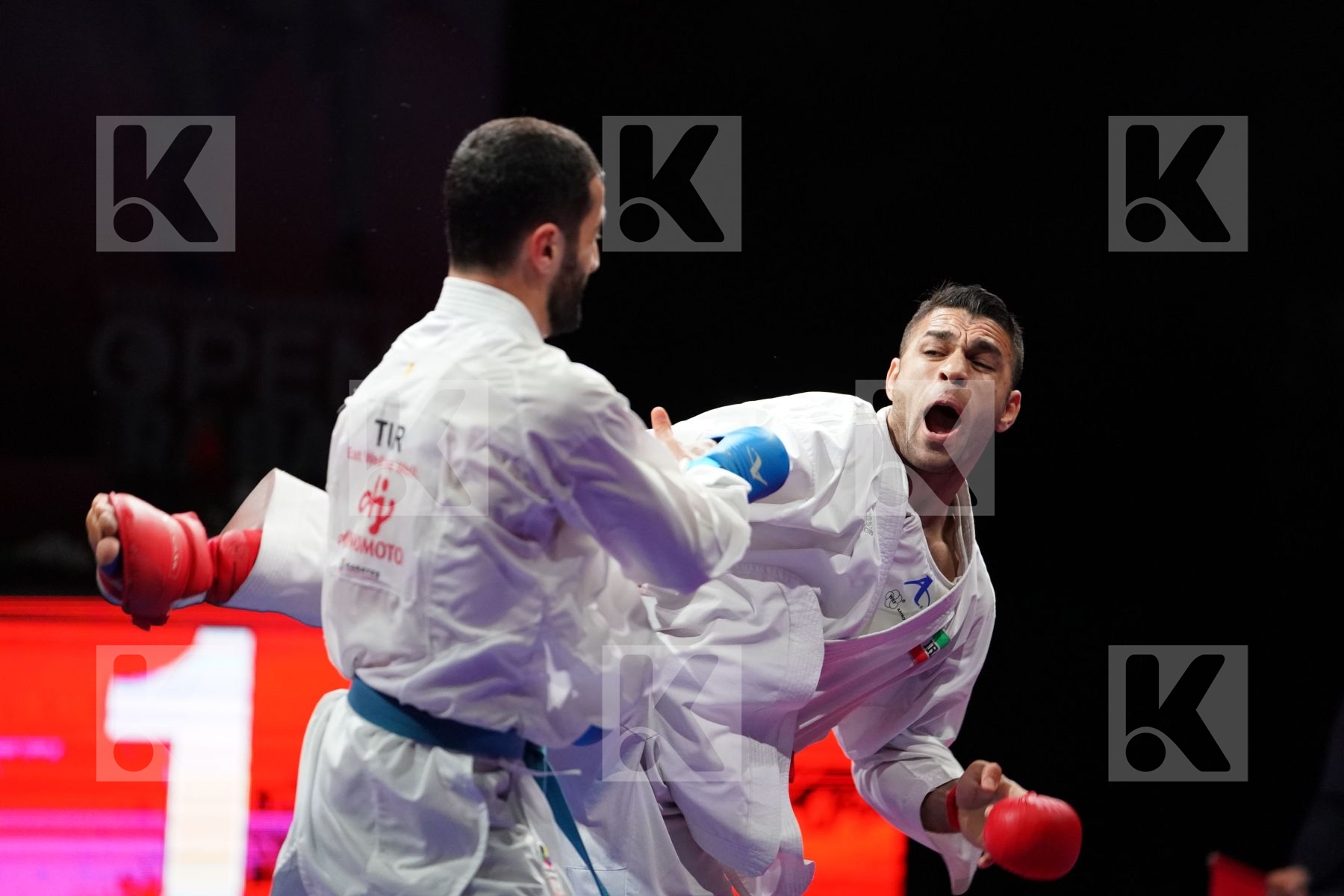 POORSHAB ZABIOLLAH (IRAN) VS AKTAS UGUR (TURKEY) in Senior Kumite -84 Kg - Bronze bout