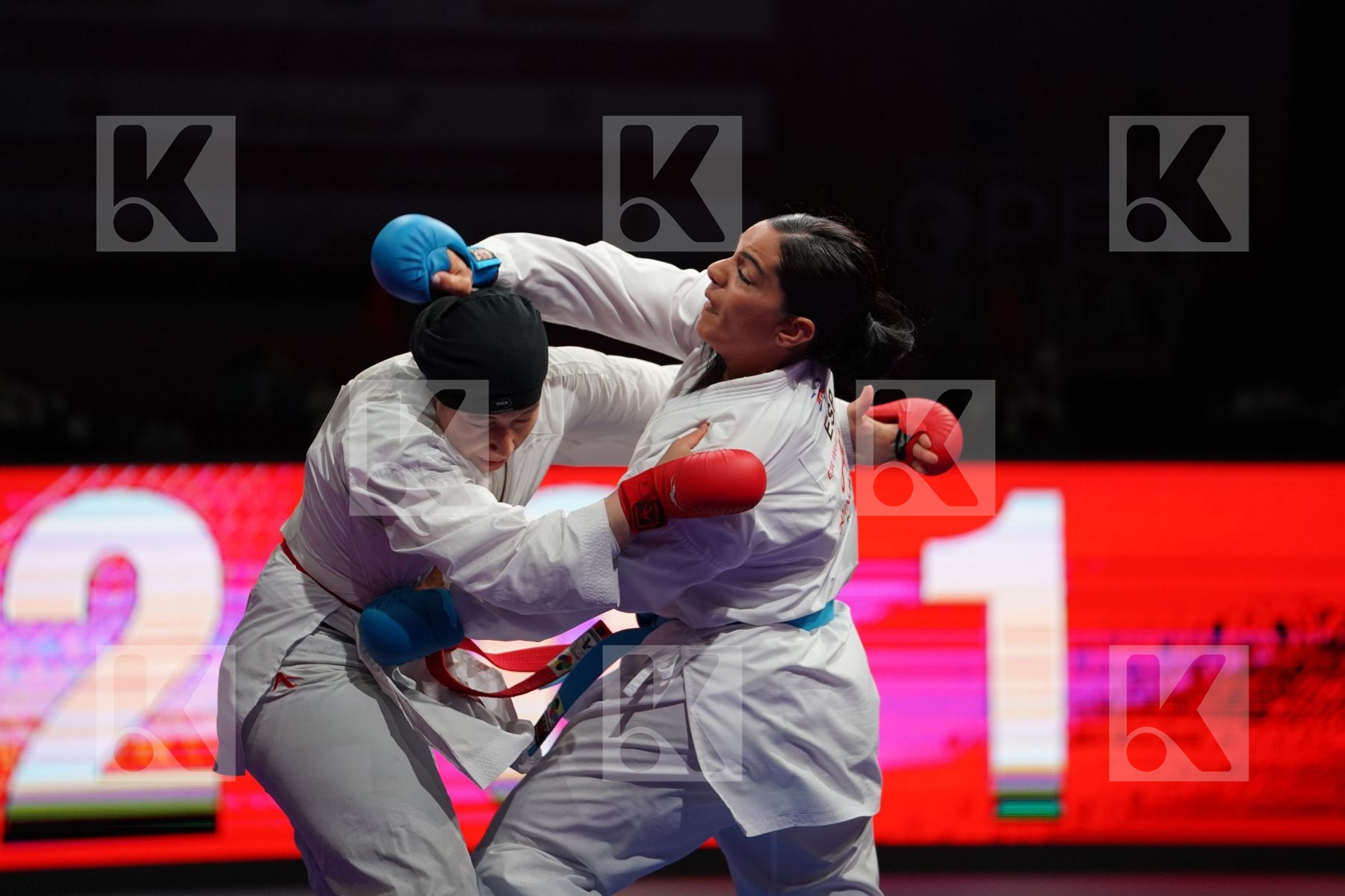ATIF IMENE (ALGERIA) VS TORRES GARCIA MARIA (SPAIN) in Senior Kumite 68+ Kg - Bronze bout