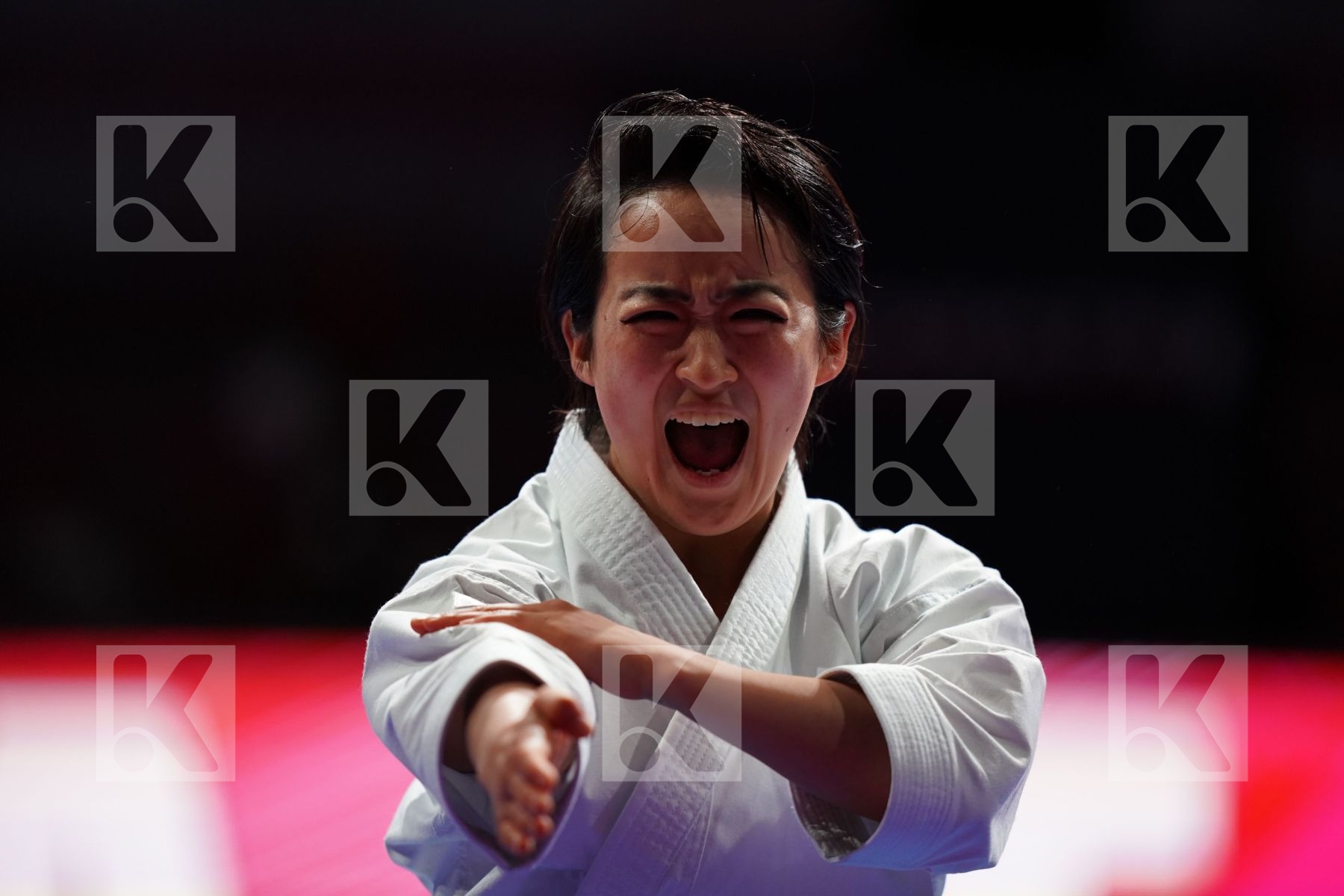 SHIMIZU KIYOU (JAPAN) in Senior Female Kata - Gold bout