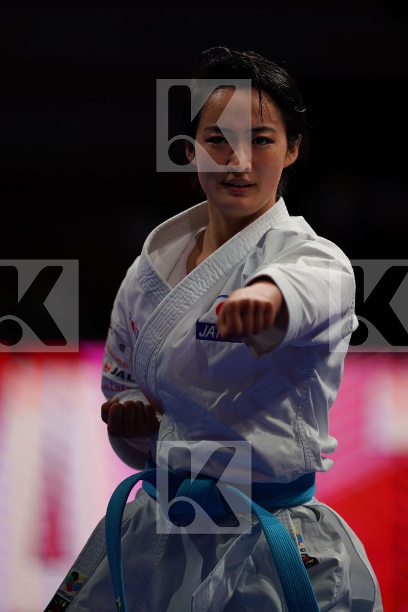SHIMIZU KIYOU (JAPAN) in Senior Female Kata - Gold bout