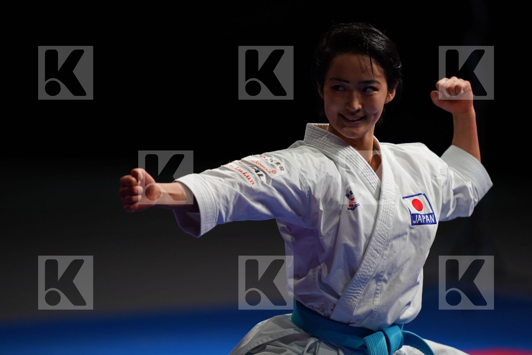 SHIMIZU KIYOU (JAPAN) in Senior Female Kata - Gold bout
