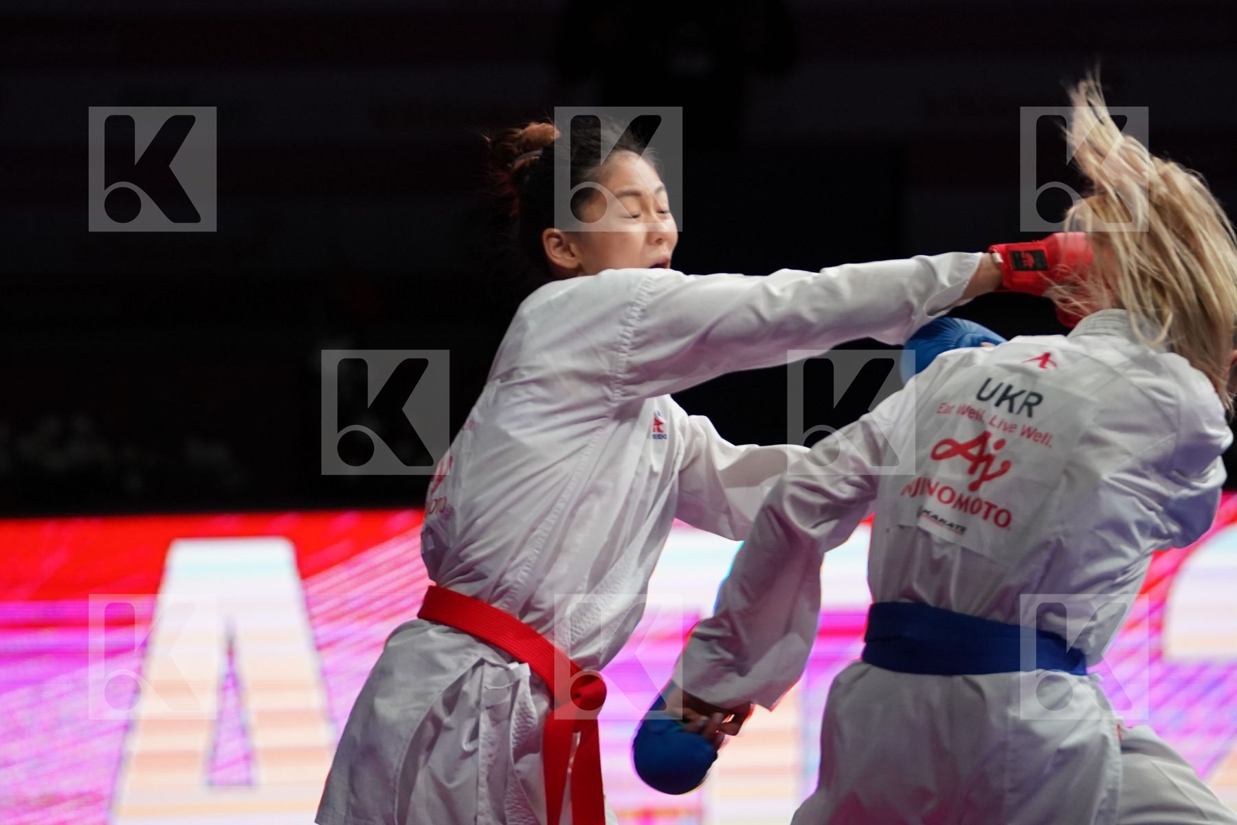 WEN TZU-YUN (CHINESE TAIPEI) VS TERLIUGA ANZHELIKA (UKRAINE) in Senior Kumite -55 Kg - Gold bout