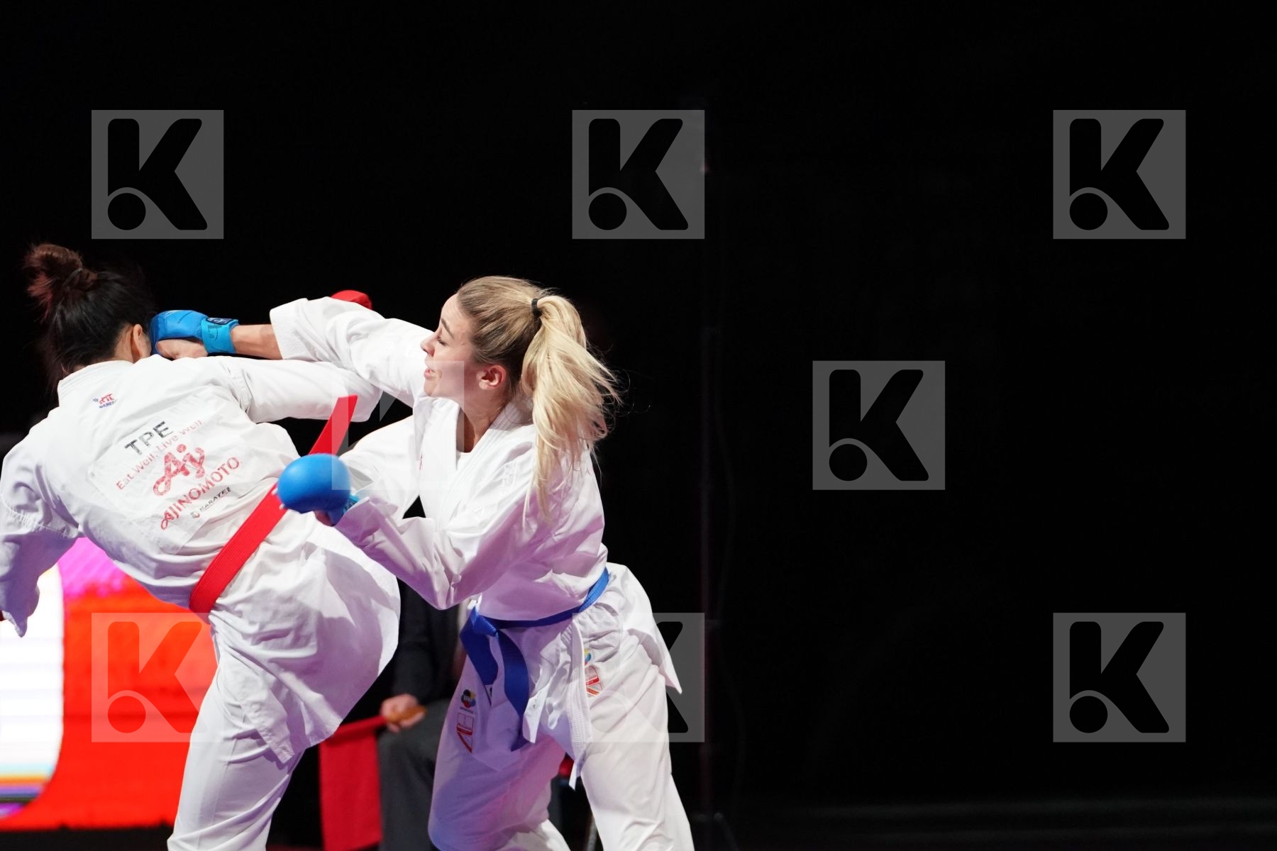 WEN TZU-YUN (CHINESE TAIPEI) VS TERLIUGA ANZHELIKA (UKRAINE) in Senior Kumite -55 Kg - Gold bout
