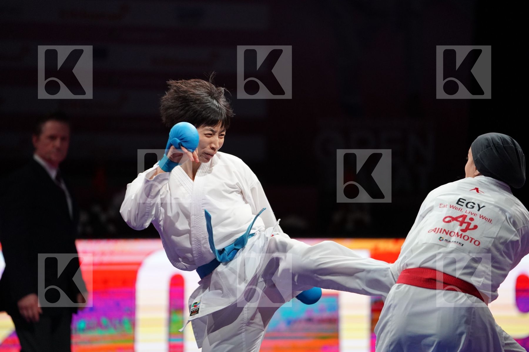 LOTFY GIANA (EGYPT) VS YIN XIAOYAN (CHINA) in Senior Kumite -61 Kg - Gold bout
