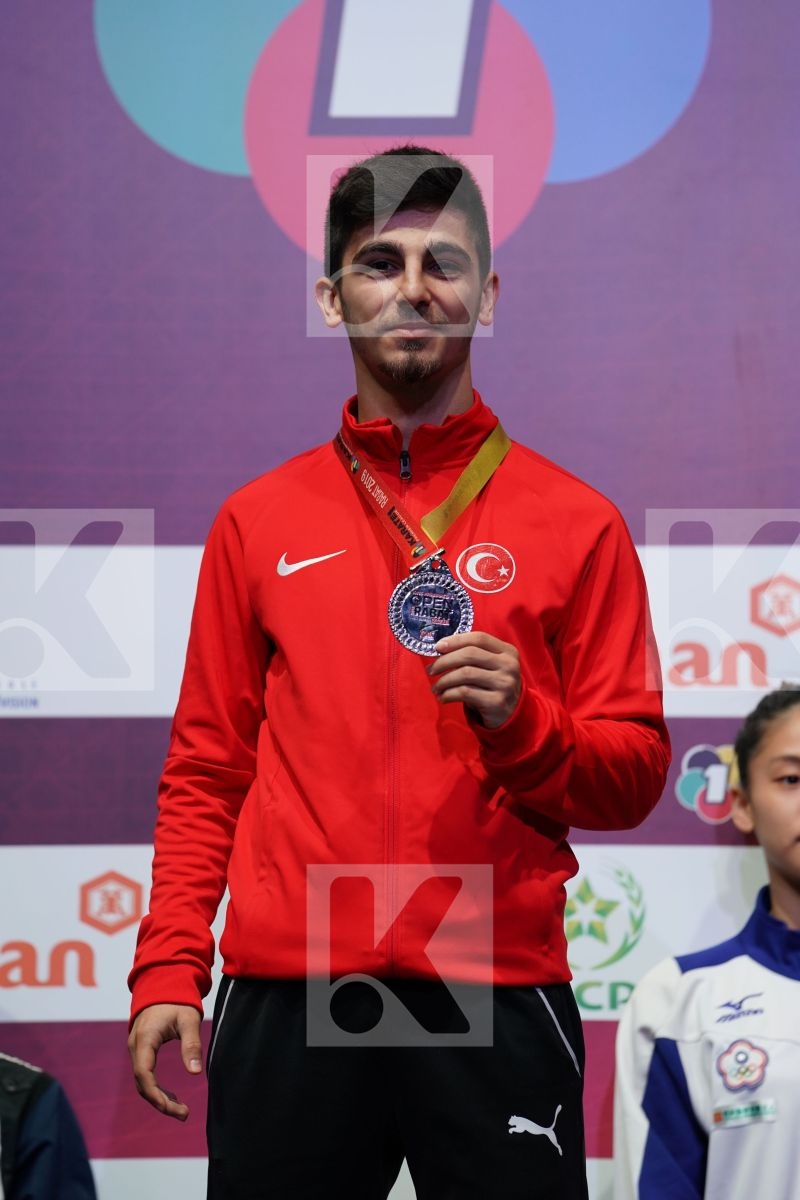 SAMDAN ERAY (TURKEY) during podium ceremony
