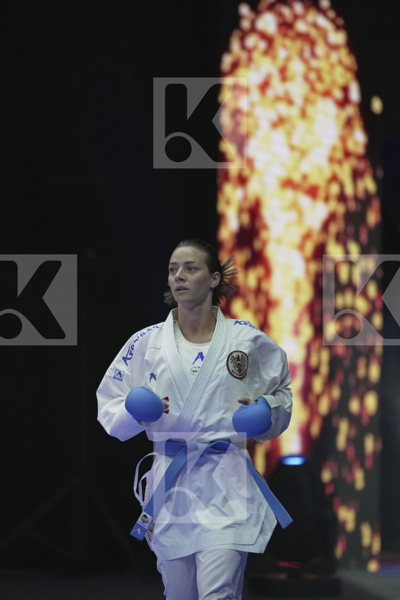 Kumite bronze bout featuring AGUS ASIA & PLANK BETTINA
