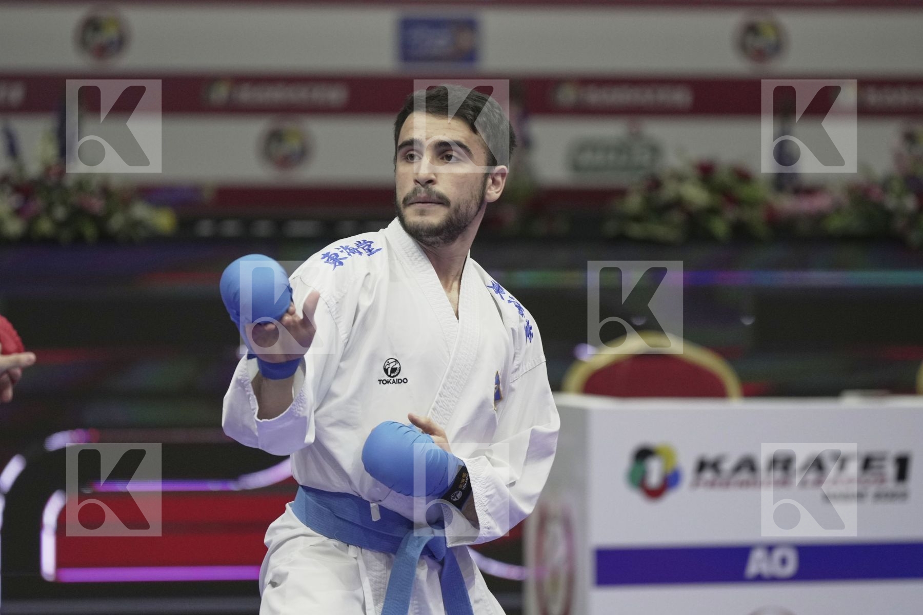 Kumite bronze bout featuring HUSEYNOV  SULTAN & GULIYEV AMINAGHA