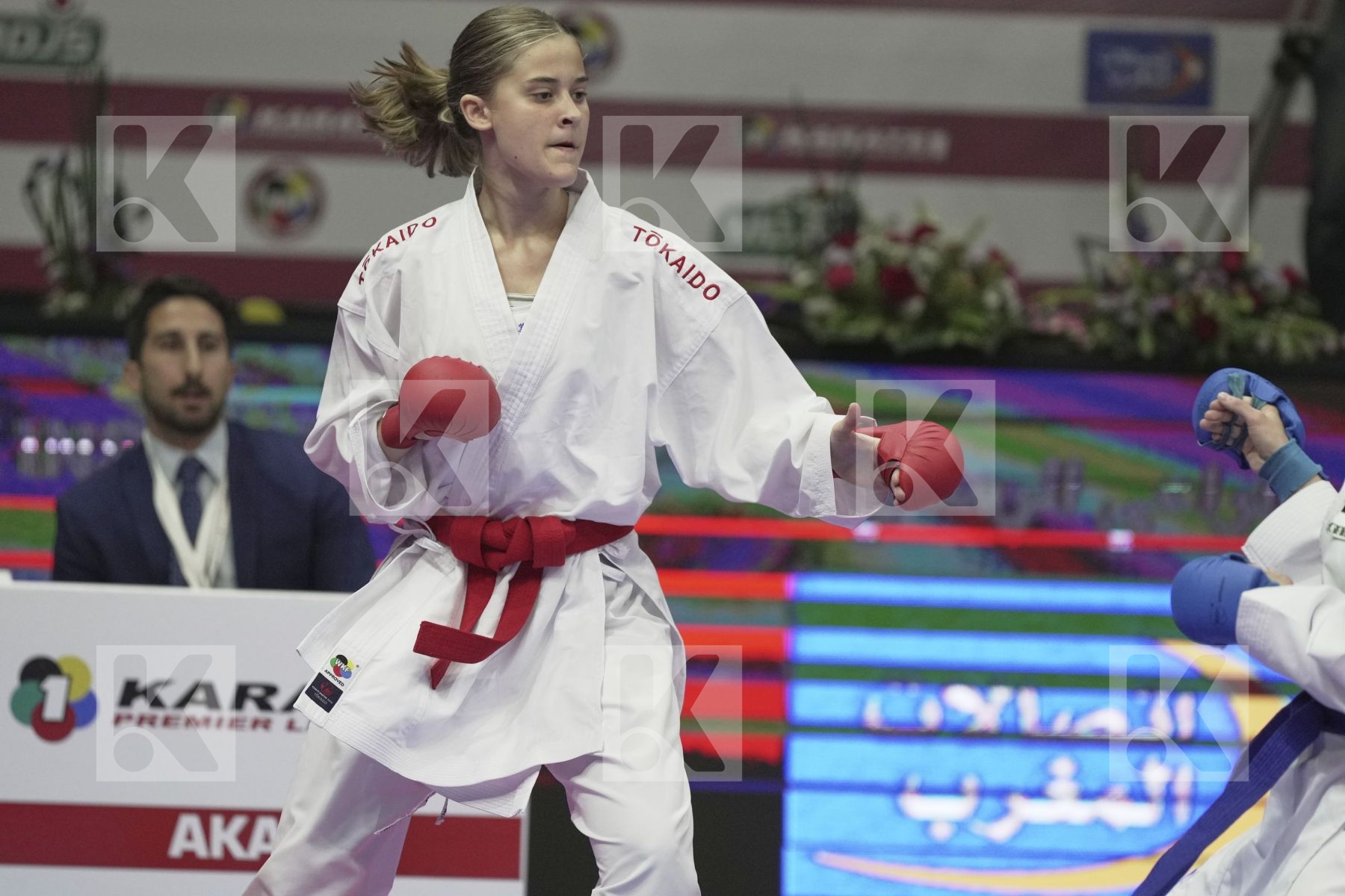 Kumite bronze bout featuring Lirisman Li & Pereira Villalobos Sonia