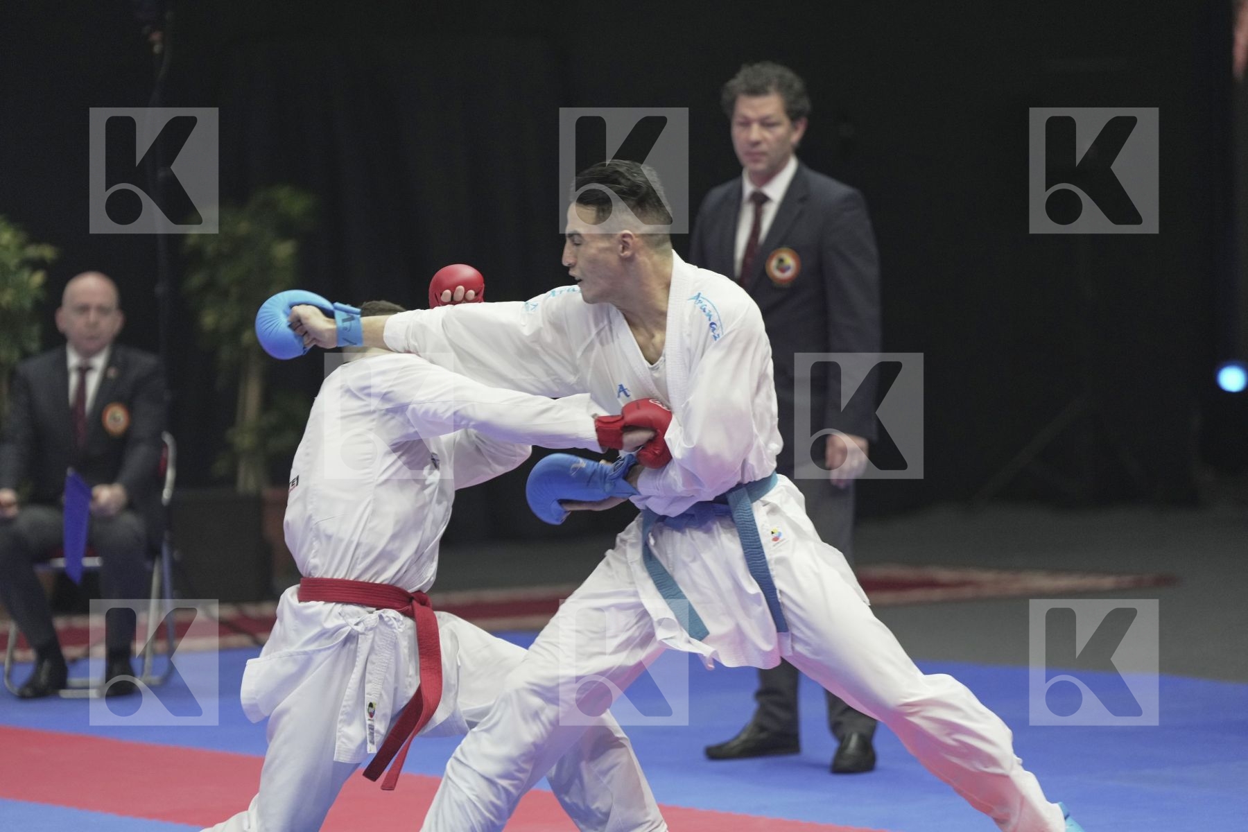 Kumite bronze bout featuring OUBAYA SAID & De vivo Gianluca