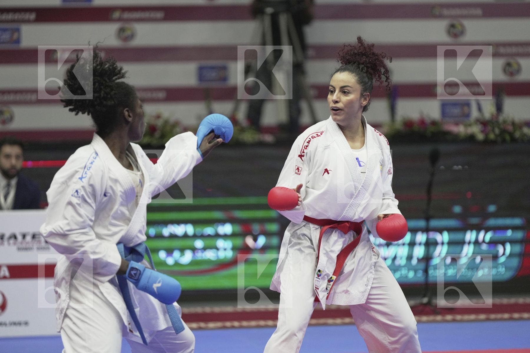 Kumite bronze bout featuring FACTOS JACQUELIN & CHAJAI FATIMA-ZAHRA