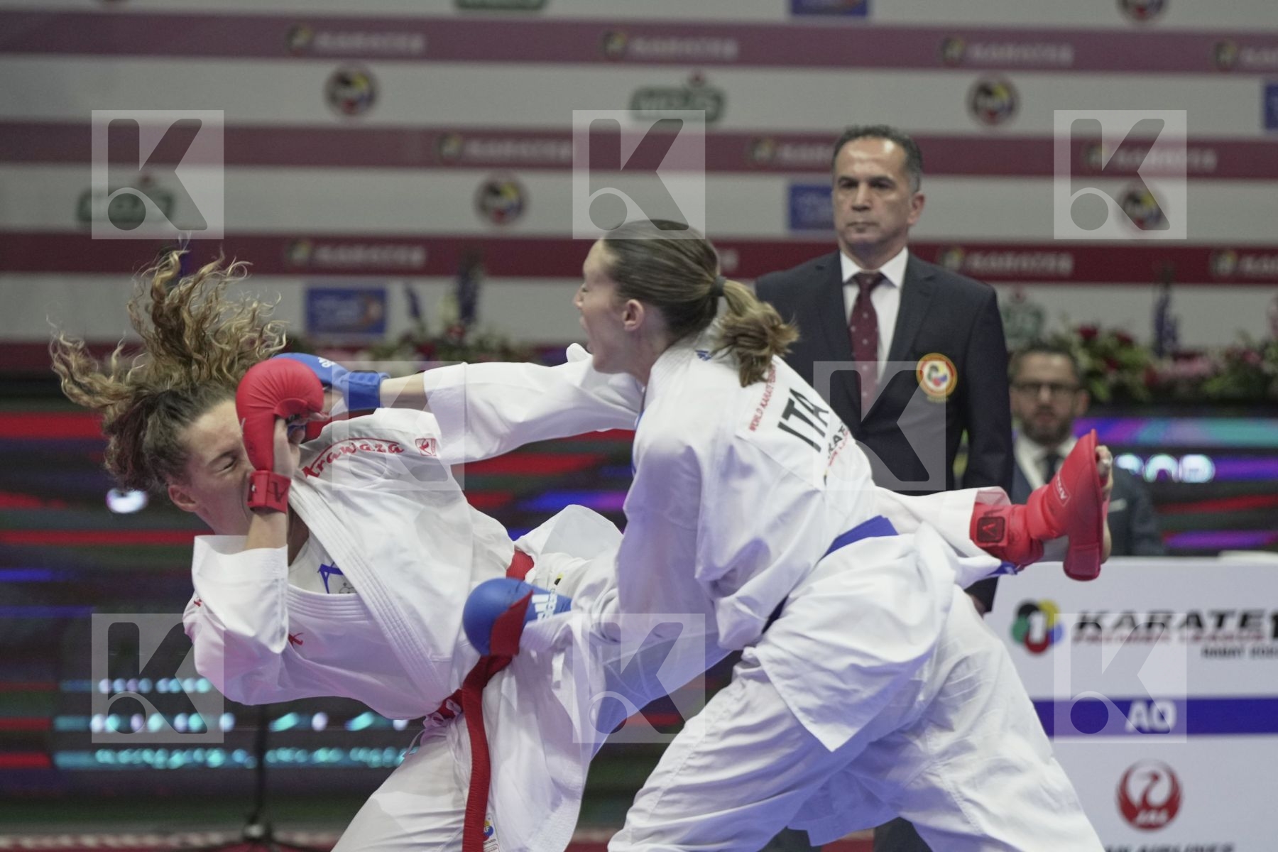 Kumite bronze bout featuring SNEL LYNN & Angelucci Giulia