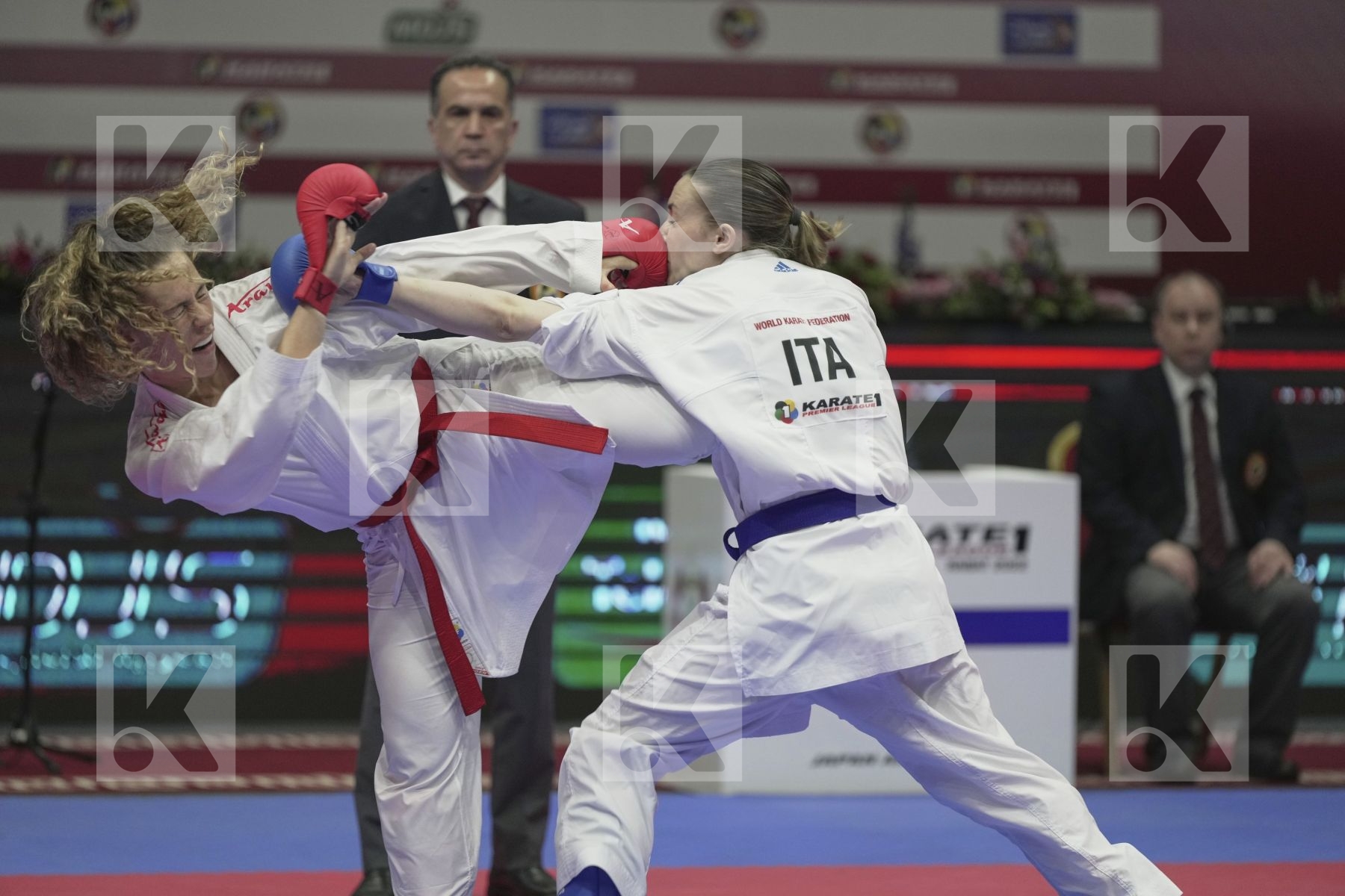 Kumite bronze bout featuring SNEL LYNN & Angelucci Giulia