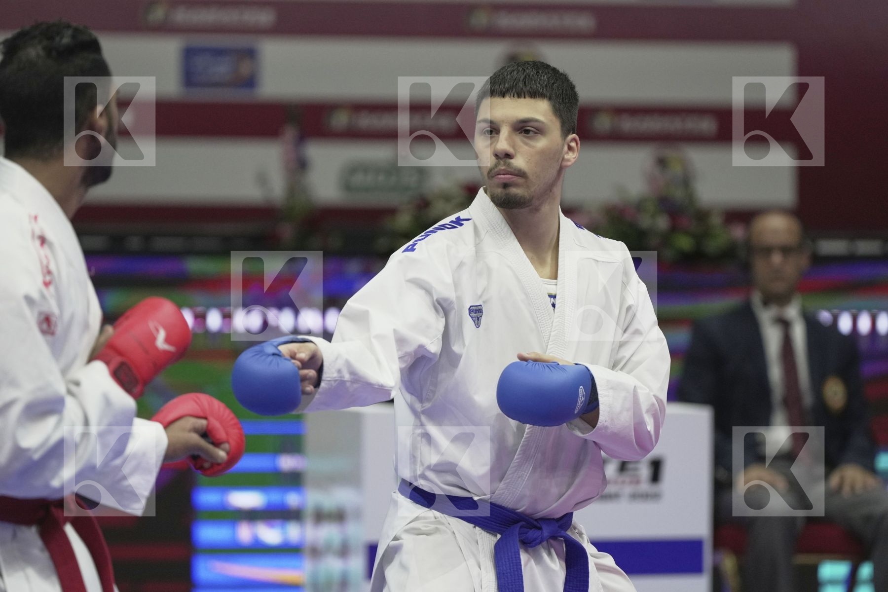 Kumite bronze bout featuring DE VIVO DANIELE & MANSOUR MAHMOUD GABER