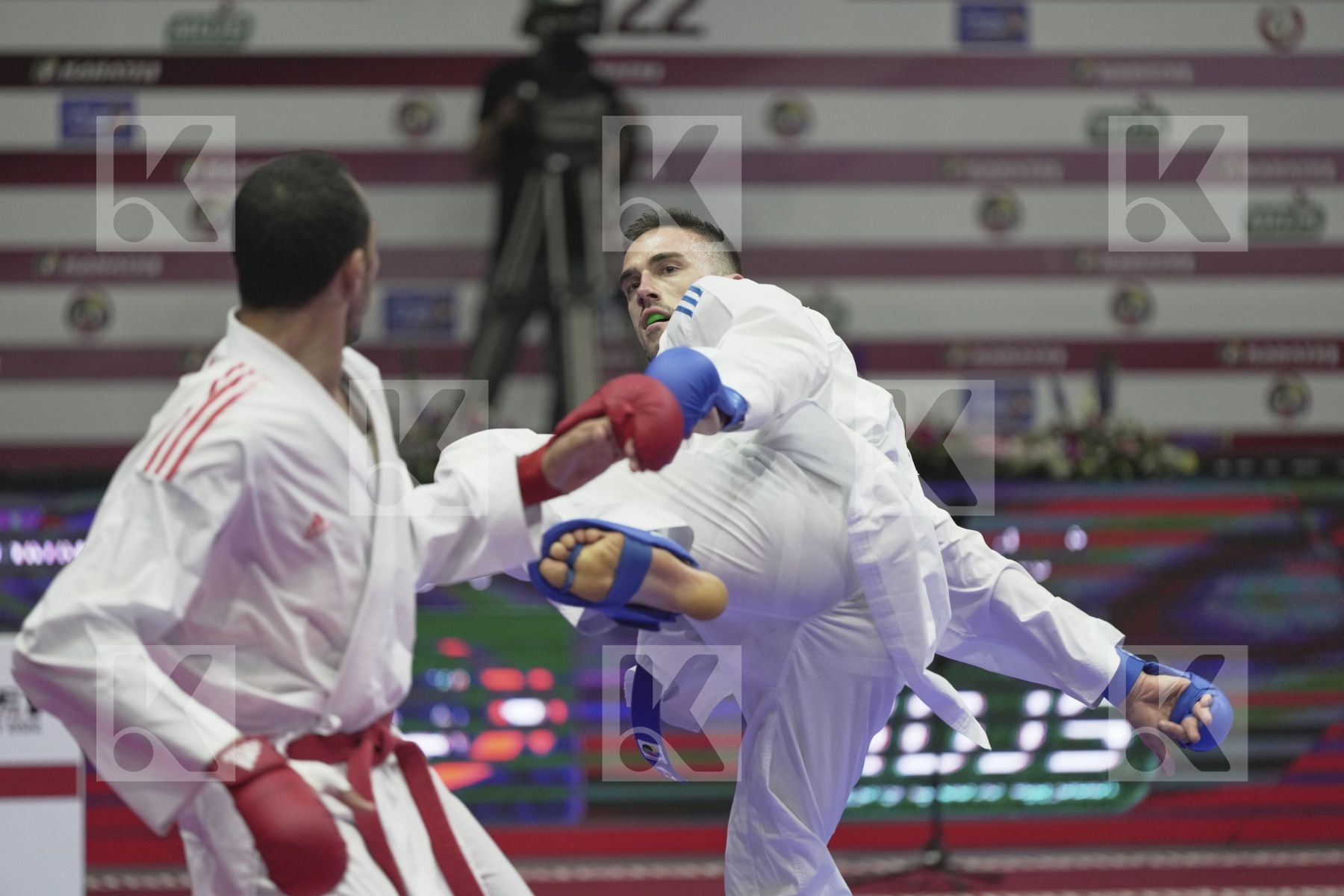 Kumite bronze bout featuring KVESIC IVAN & SLIMANI THAMEUR
