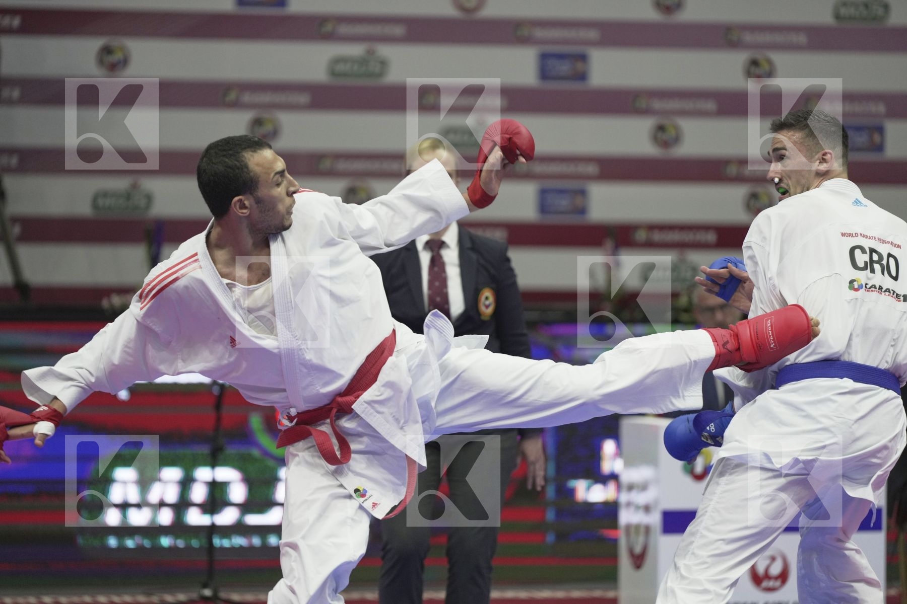 Kumite bronze bout featuring KVESIC IVAN & SLIMANI THAMEUR