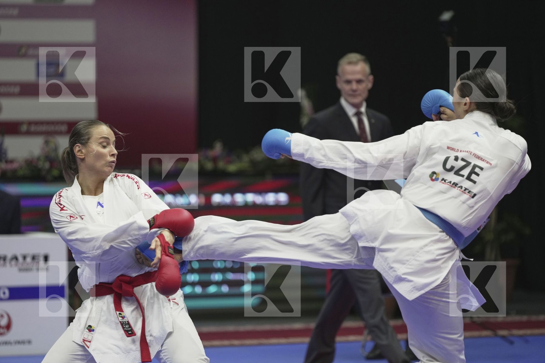 Kumite bronze bout featuring ORANA FORTESA & SACHOVA MARTINA