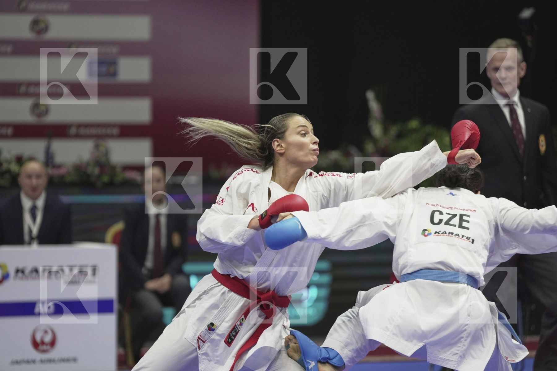 Kumite bronze bout featuring ORANA FORTESA & SACHOVA MARTINA