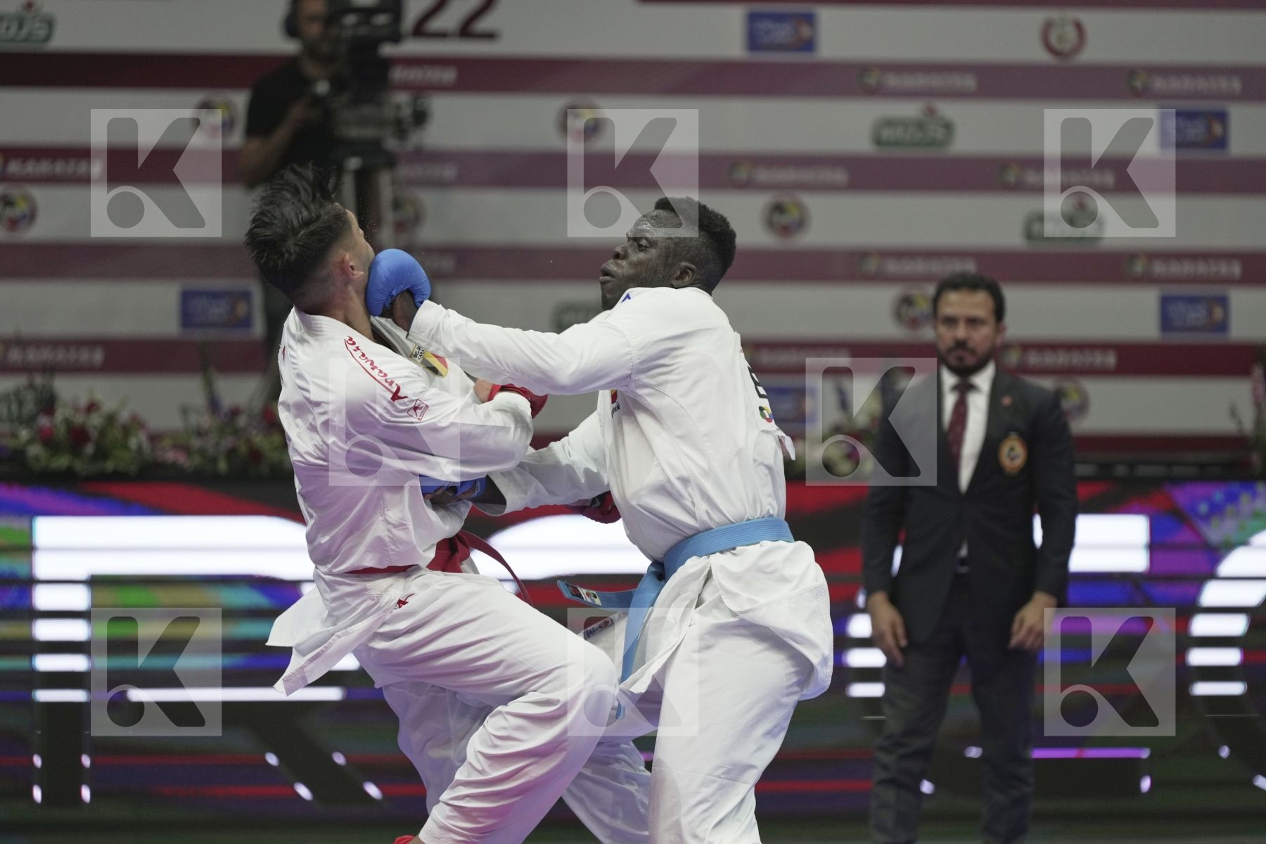 Kumite bronze bout featuring SECK SAKHO BABACAR & COSTA LUCA