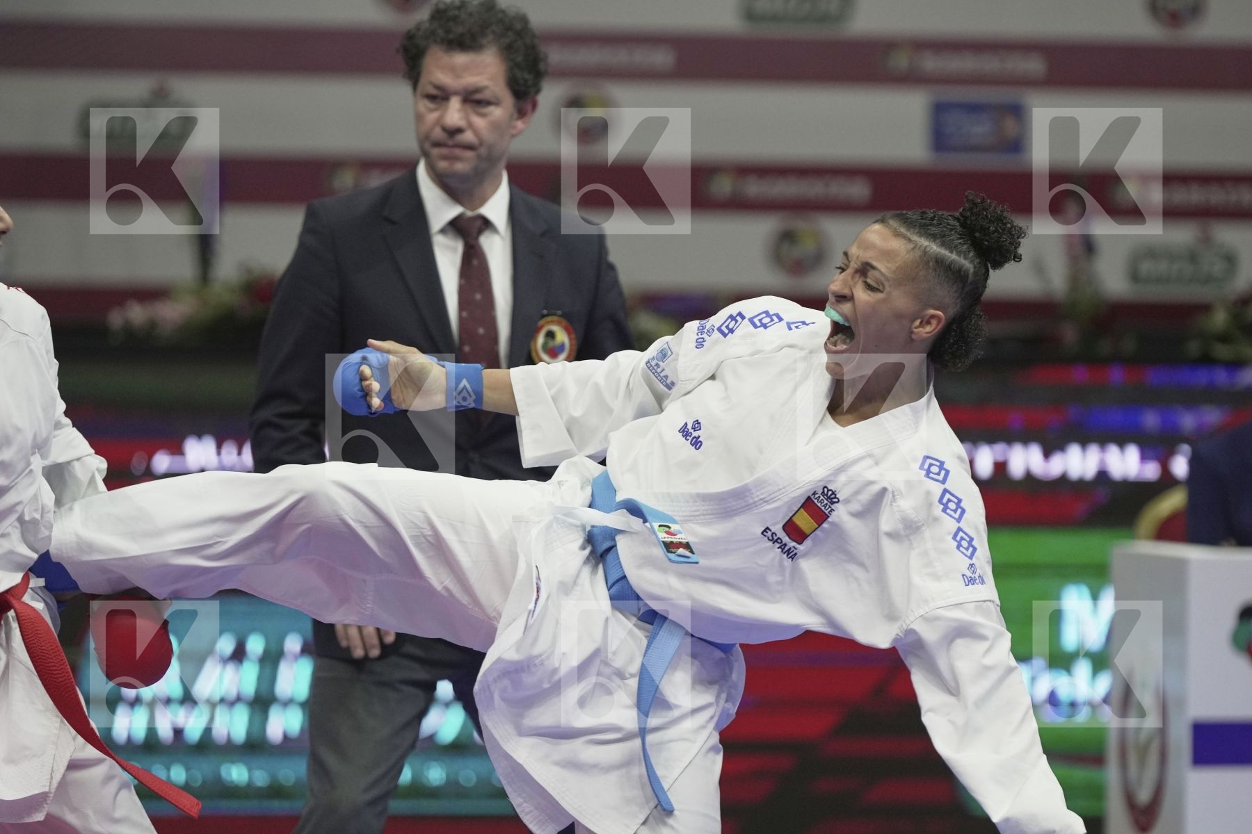 Kumite final bout featuring MORALES OZUNA GEMA & SALAMA REEM AHMED