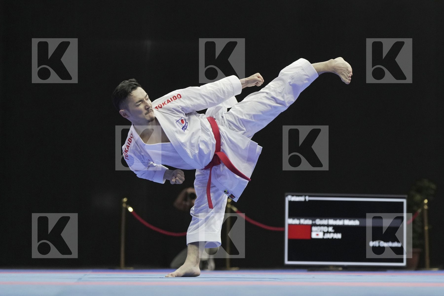 Kata final bout featuring Moto Kazumasa