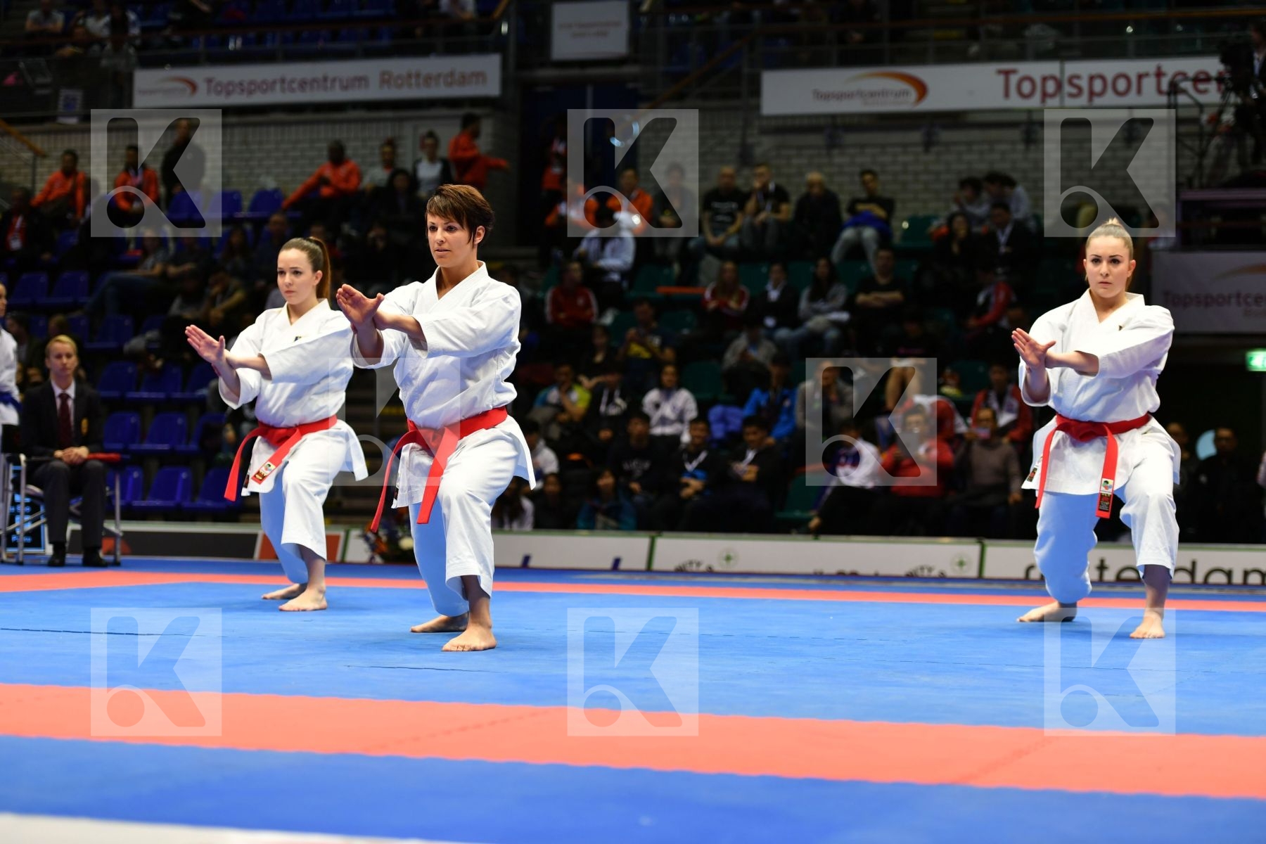 Female Kata Team France Kanku Sho