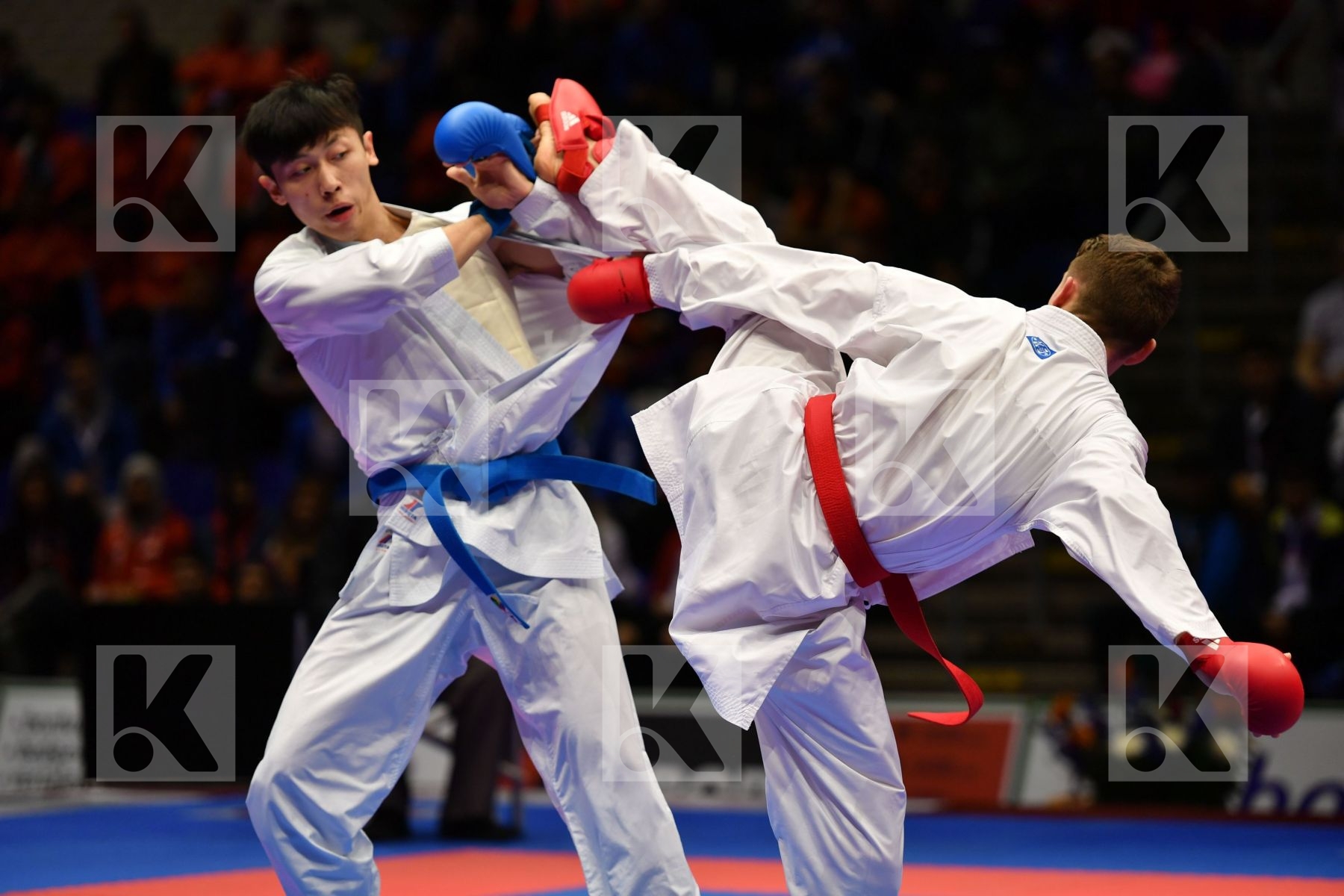 Chinese taipei De vivo Gianluca Italy Male kumite -67 kg Pan Po-