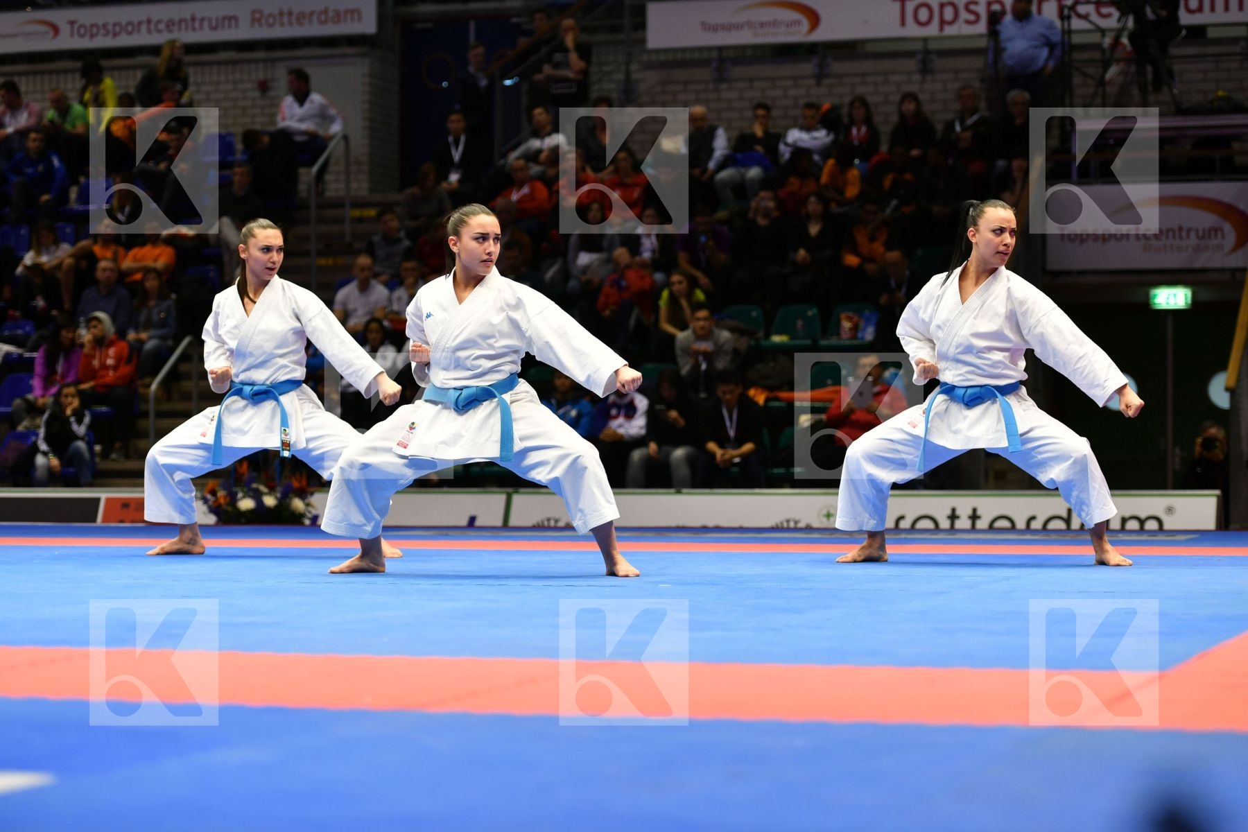 Female Team Kata Italy Paiku