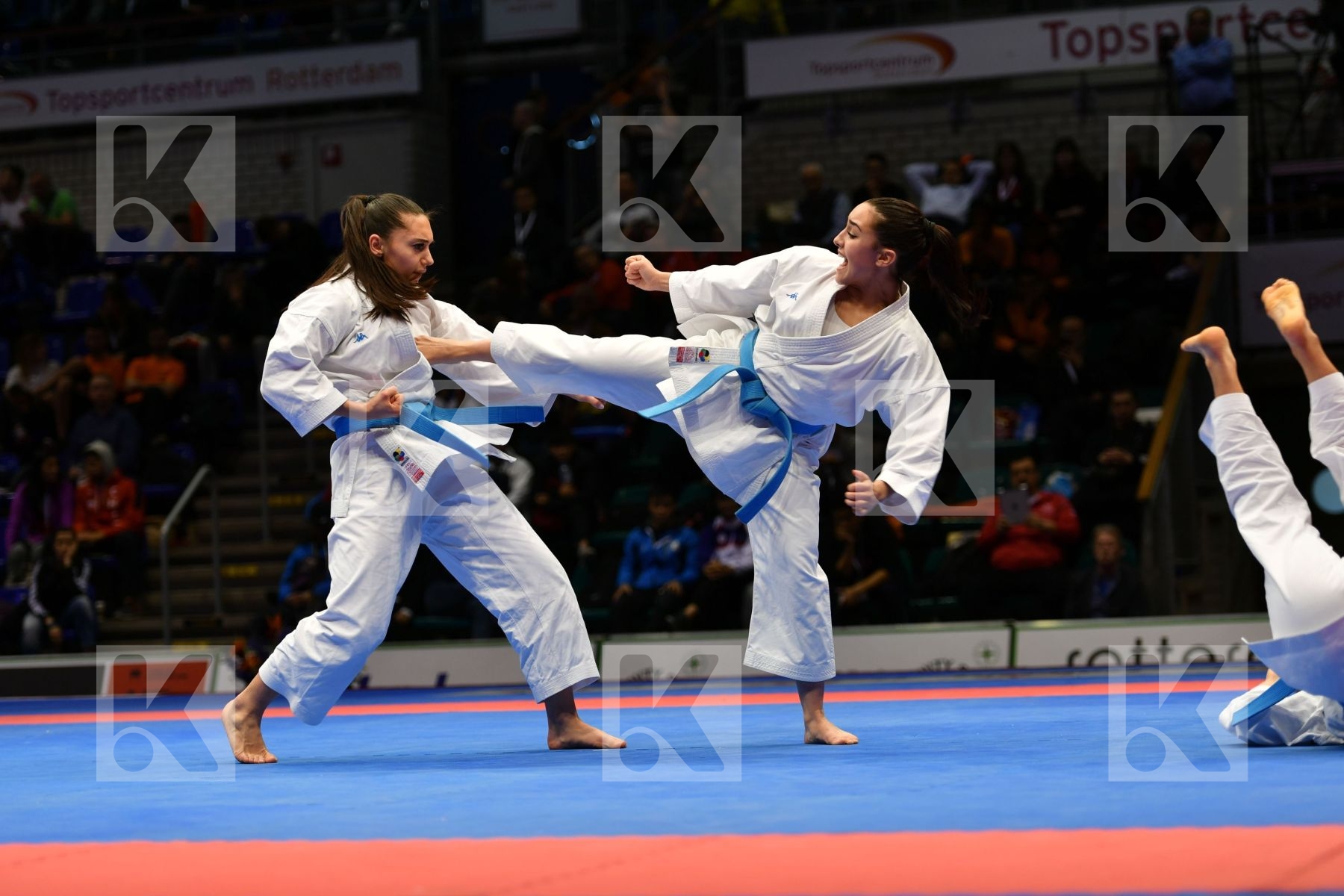 Female Team Kata Italy Paiku