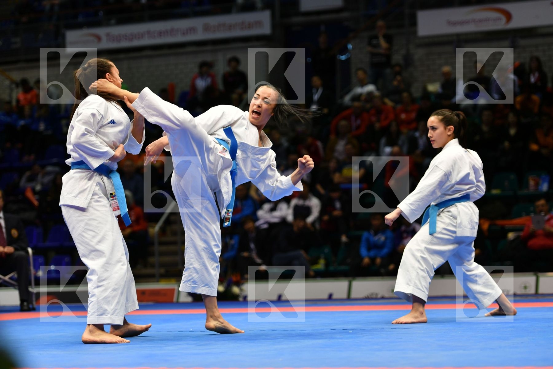 Female Team Kata Italy Paiku
