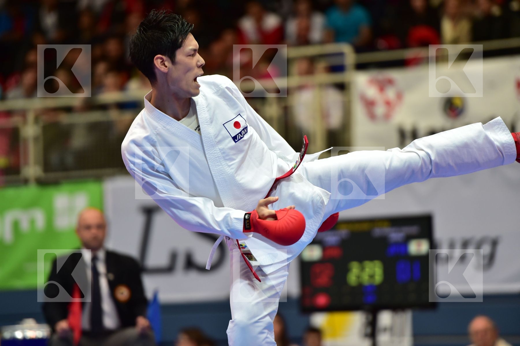 Japan male kumite -75 kg nishimura ken Shureido watanabe daisuke