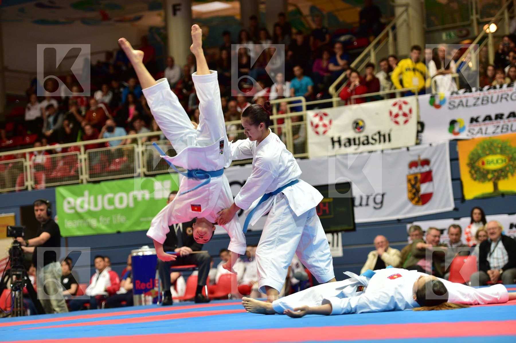 female team kata Shureido vietnam