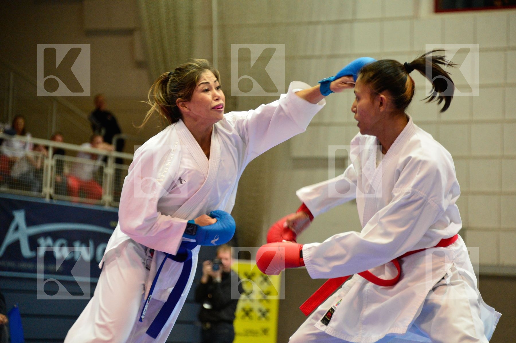 female kumite -55 kg no jefry krishnan syakilla salni kumizaki v