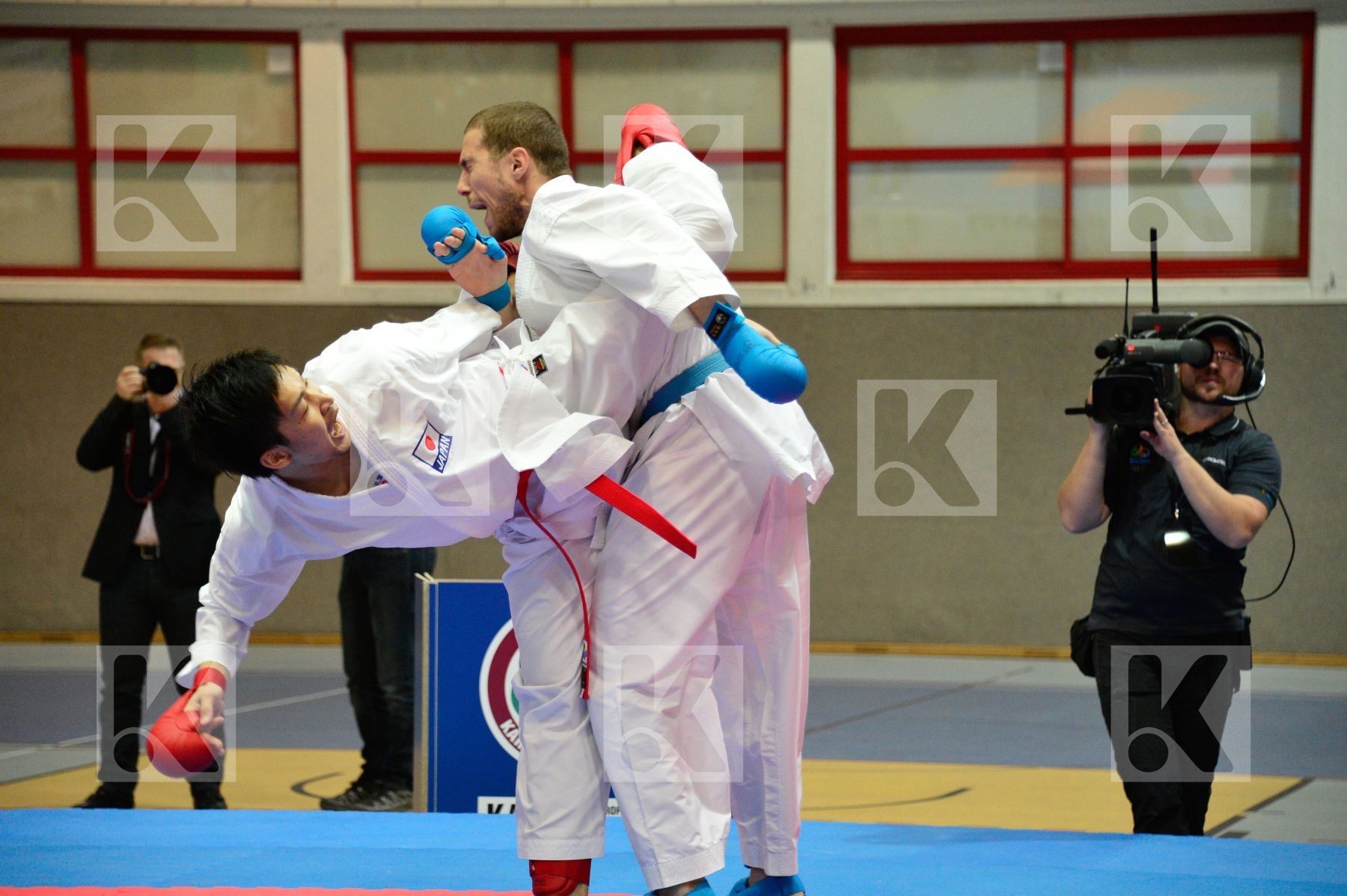 male kumite -84 kg no araga ryutaro karaqi alvin japan kosovo re